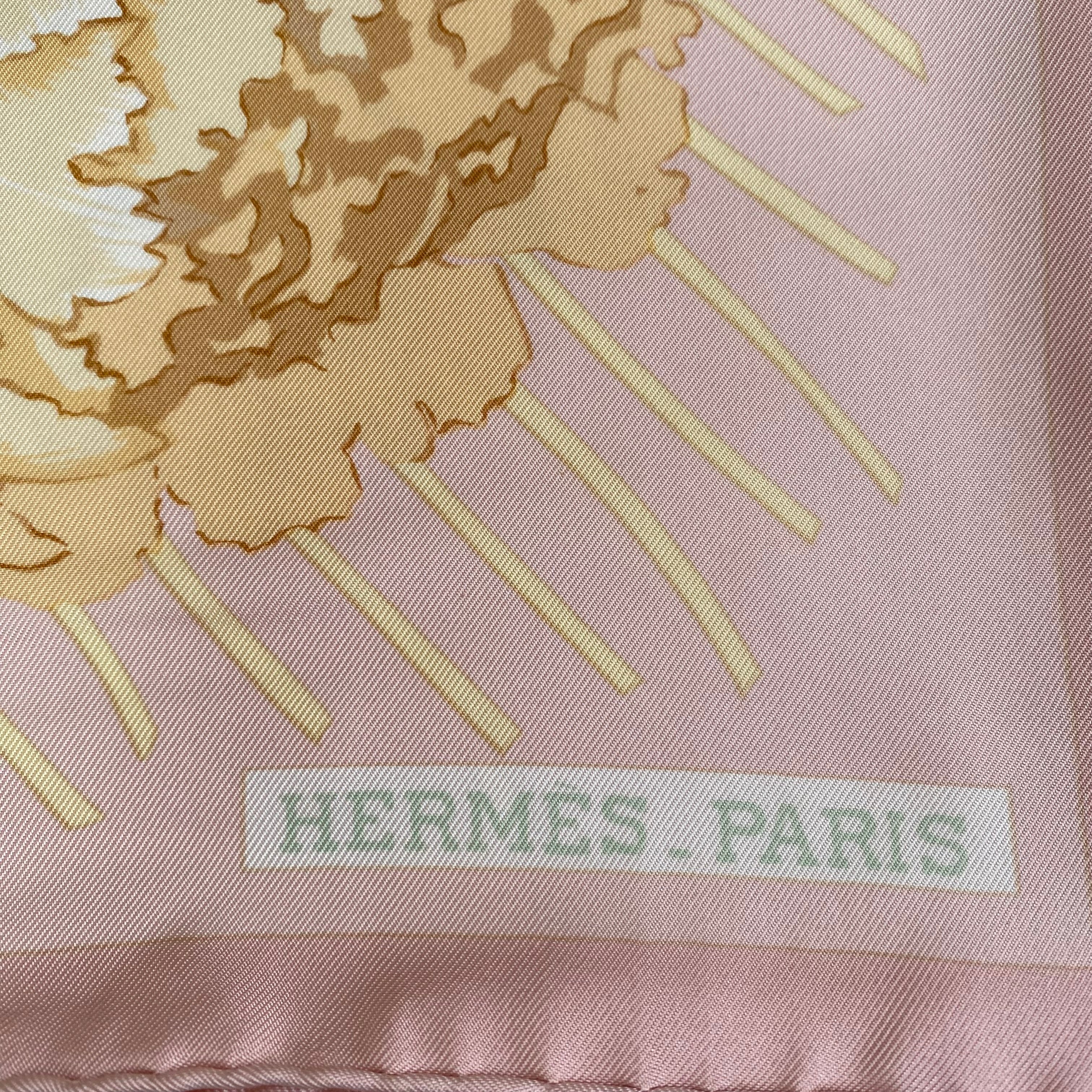 Pristine Boxed Hermès Les Pivoines Designer Silk Scarf