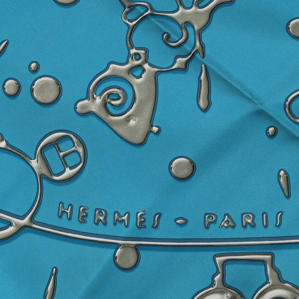 Brand New Boxed Hermès Cheval Fusion Silk Scarf
