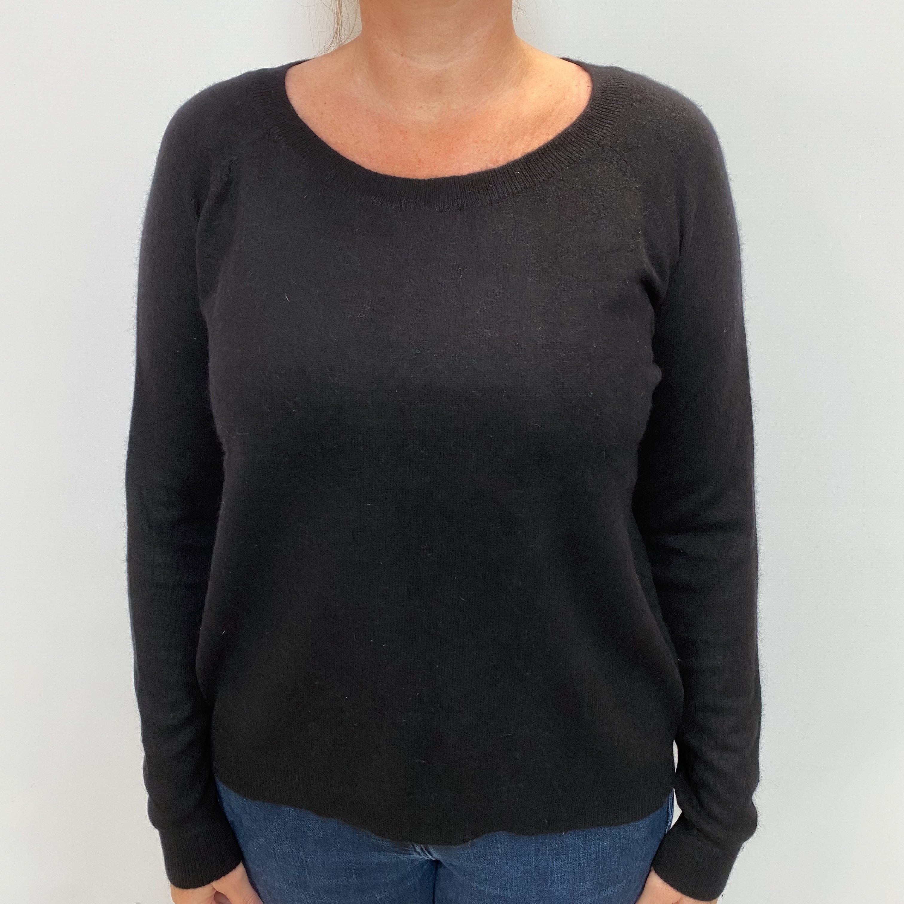 Black Cashmere Scoop Neck Jumper Large
