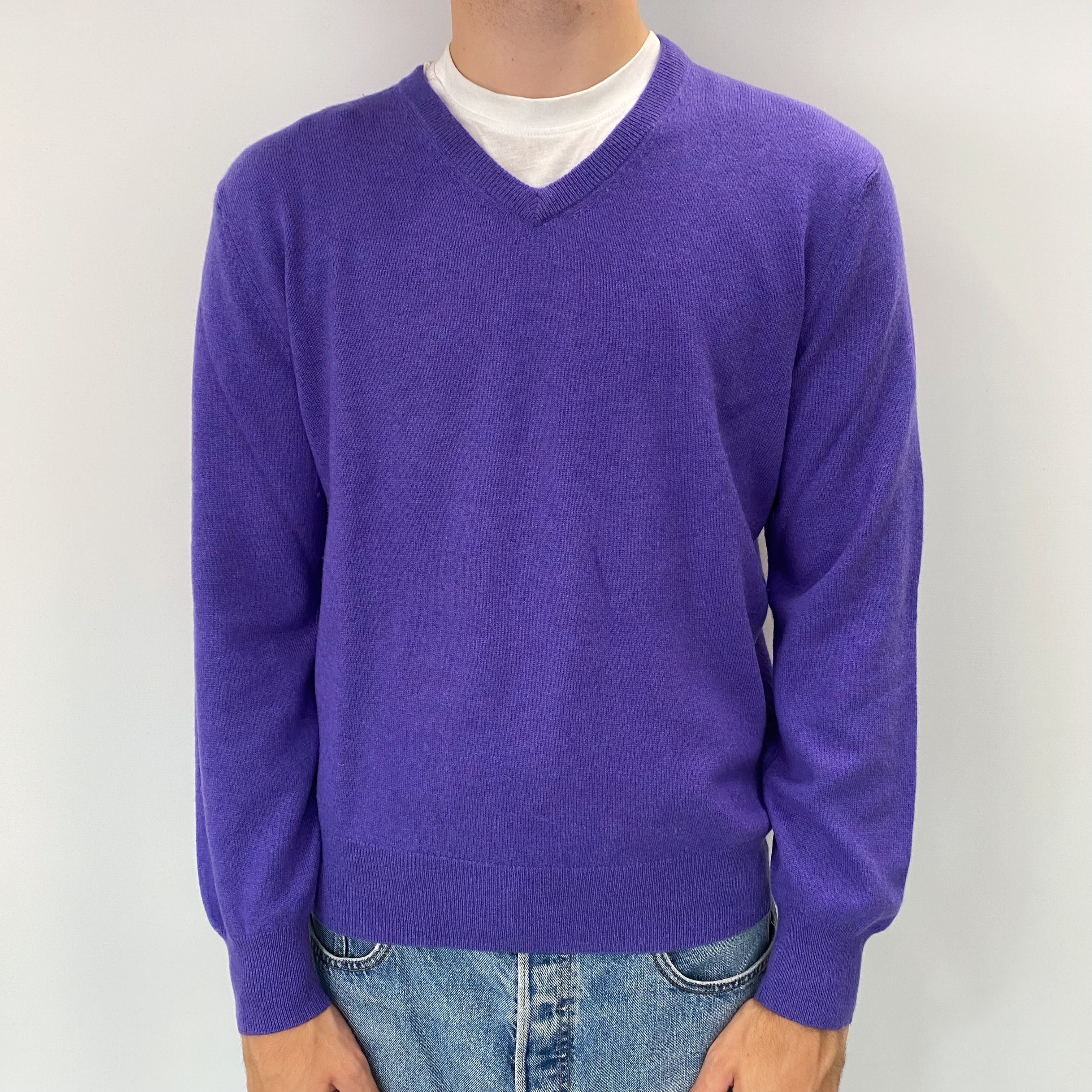 Men's Bluebell Purple Cashmere V Neck Jumper Large