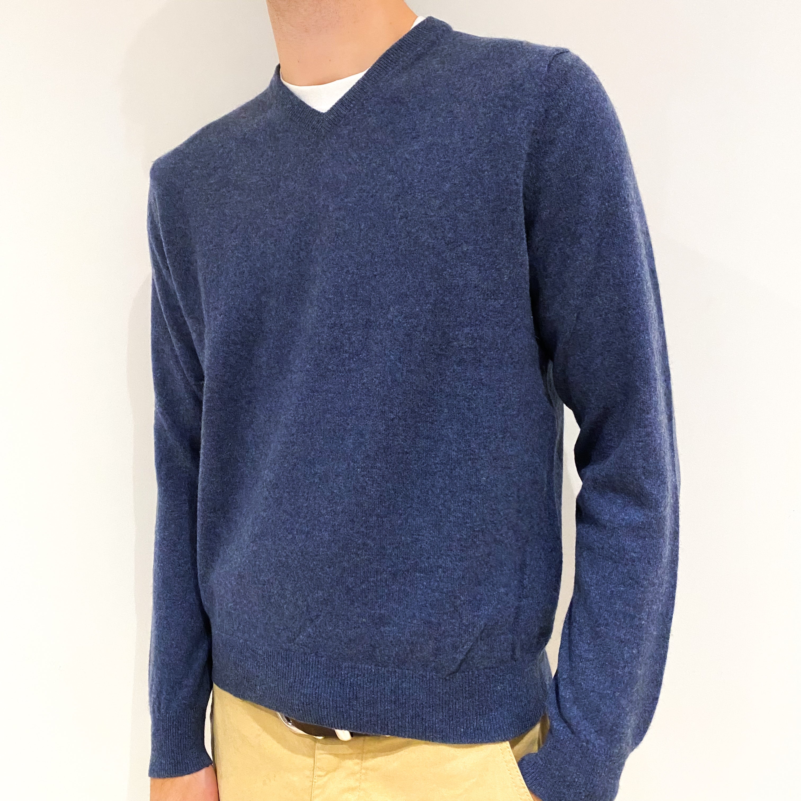 Men's Denim Blue Cashmere V-Neck Jumper Large