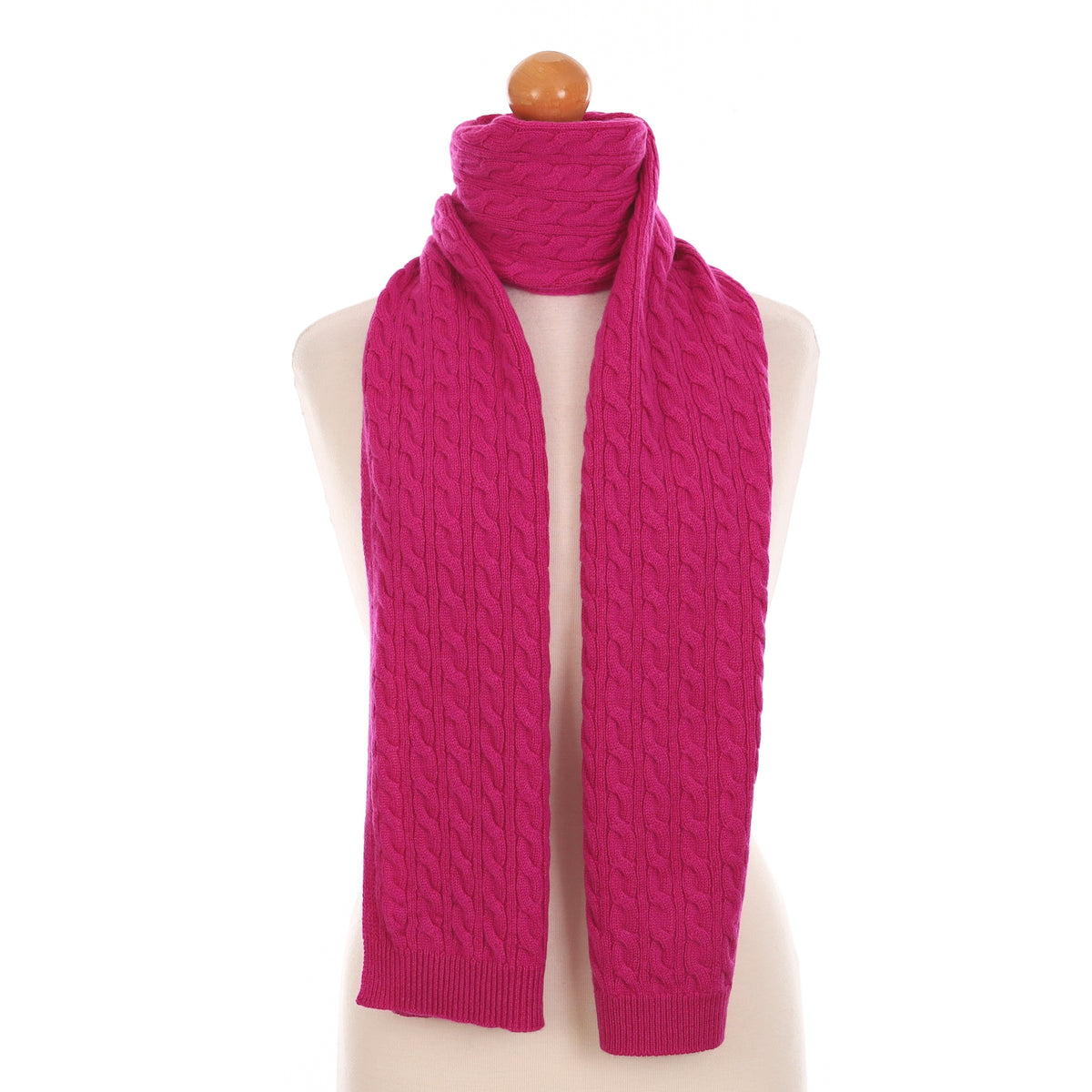 Brand New Scottish Fuchsia Pink Cashmere Cable Knit Scarf