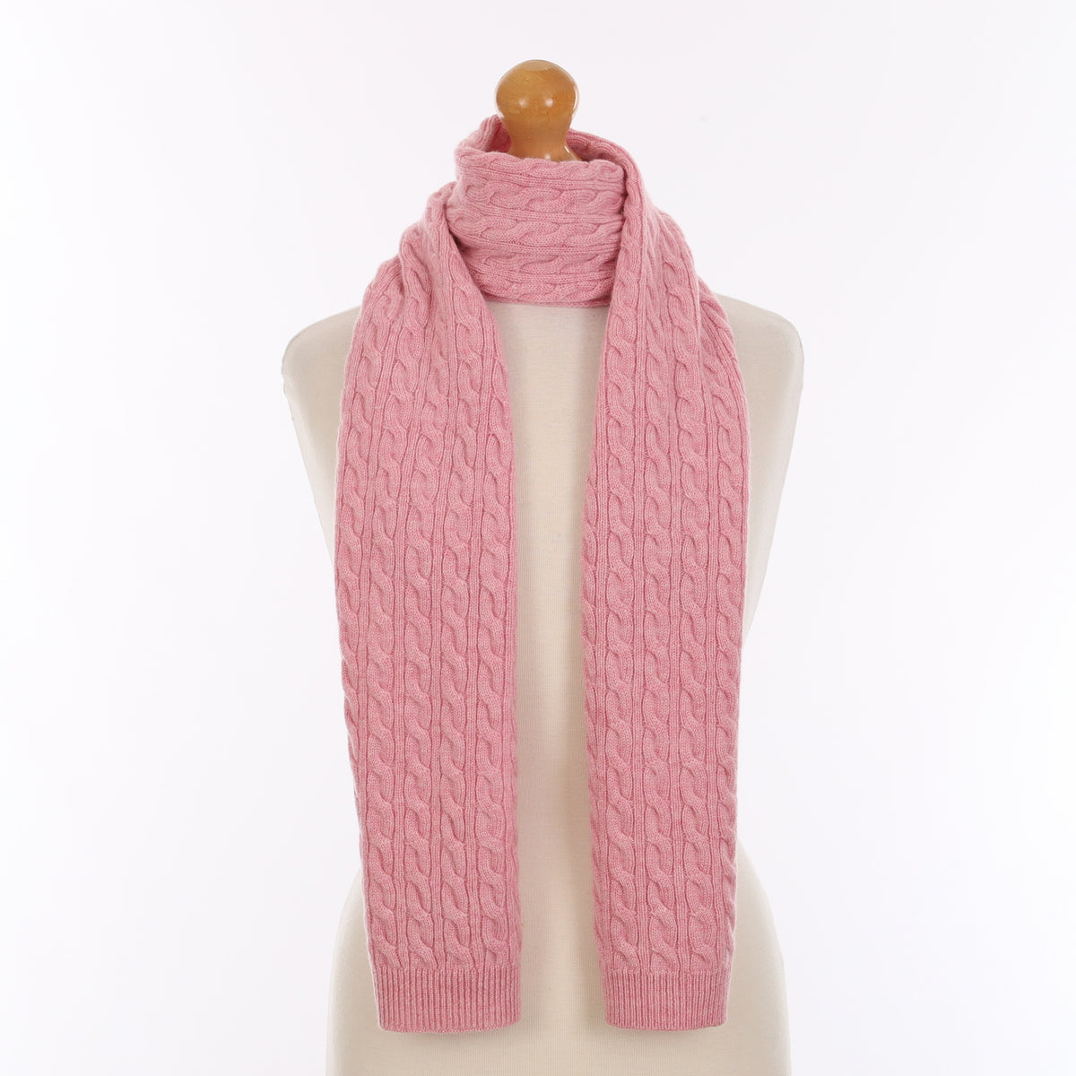 Brand New Scottish Blush Pink Cashmere Cable Knit Scarf