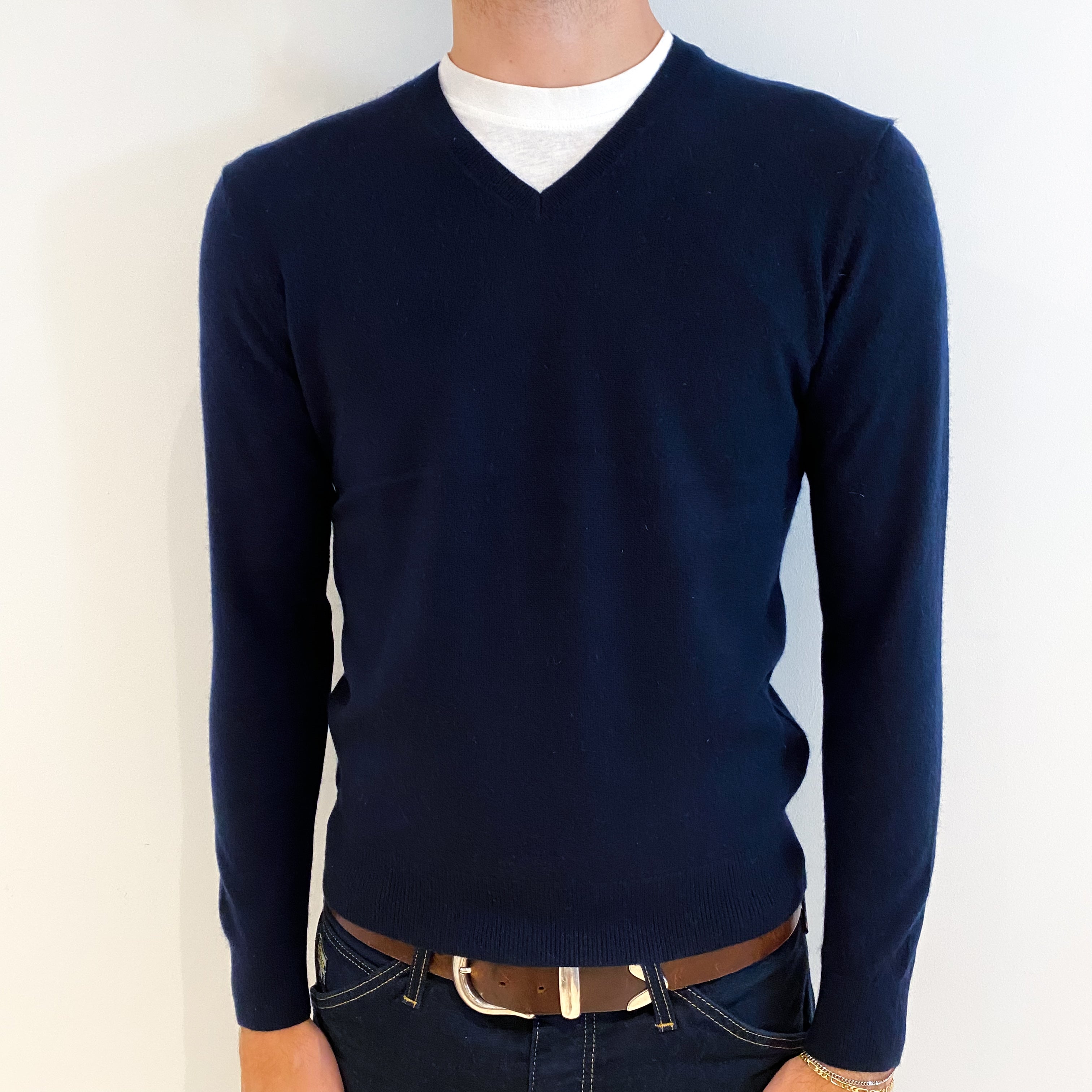 Men's Navy Blue Cashmere V-Neck Jumper Medium