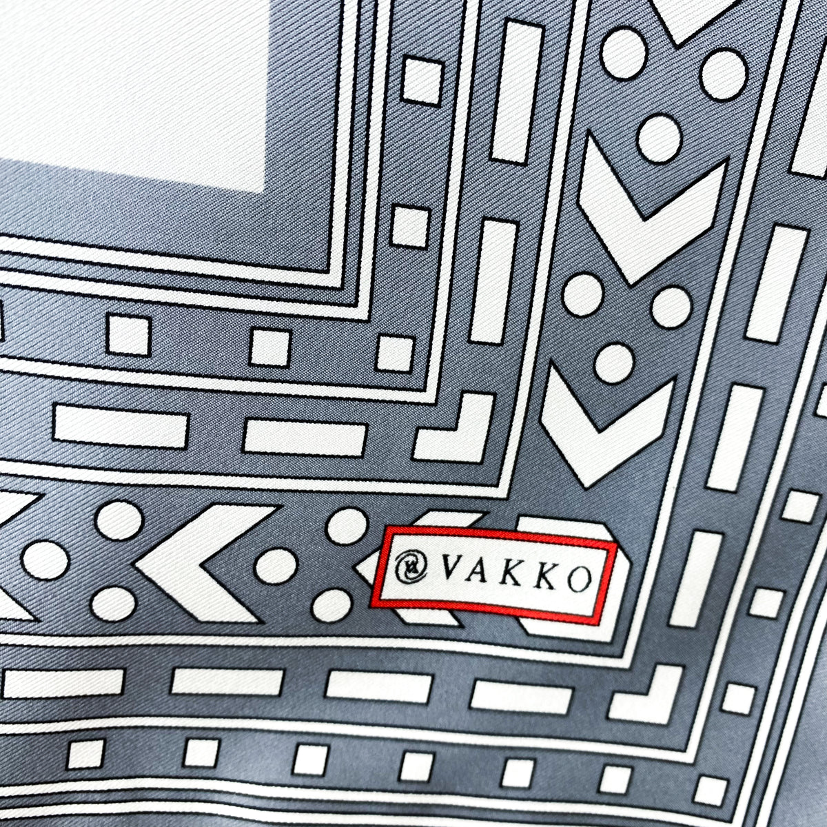 Immaculate Vakko Designer Silk Scarf
