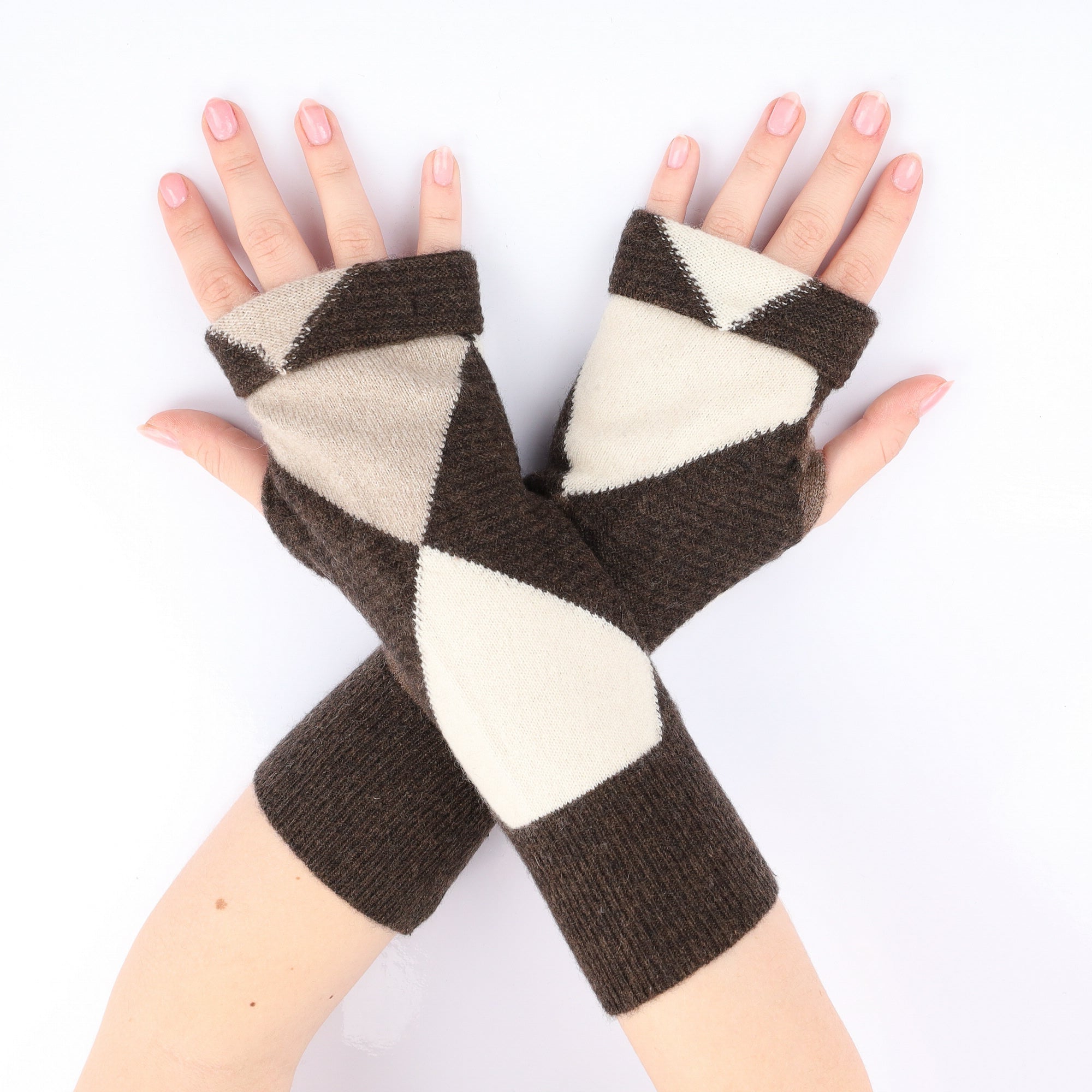 Brown and Cream Diamond Fingerless Gloves