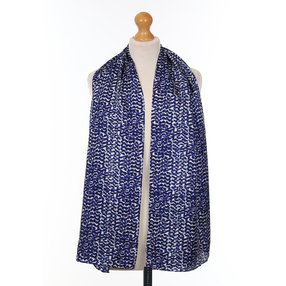 Brand New Viyella Blue And White Patterned Silk Scarf