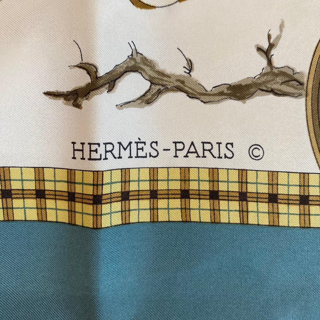 Hermès L’ Hiver En Poste Silk Scarf