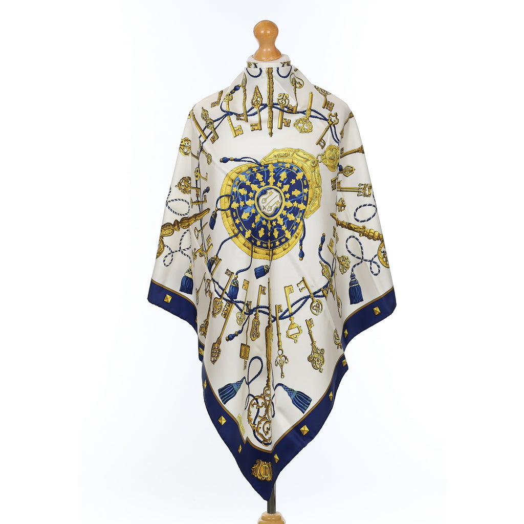 Pristine Boxed Hermès Les Clefs Silk Scarf