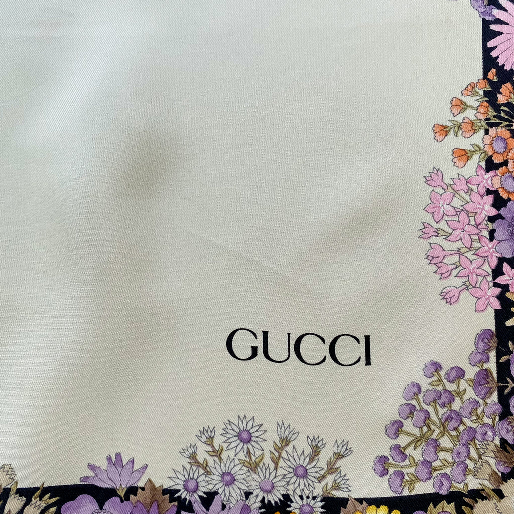 Gucci Floral Designer Silk Scarf
