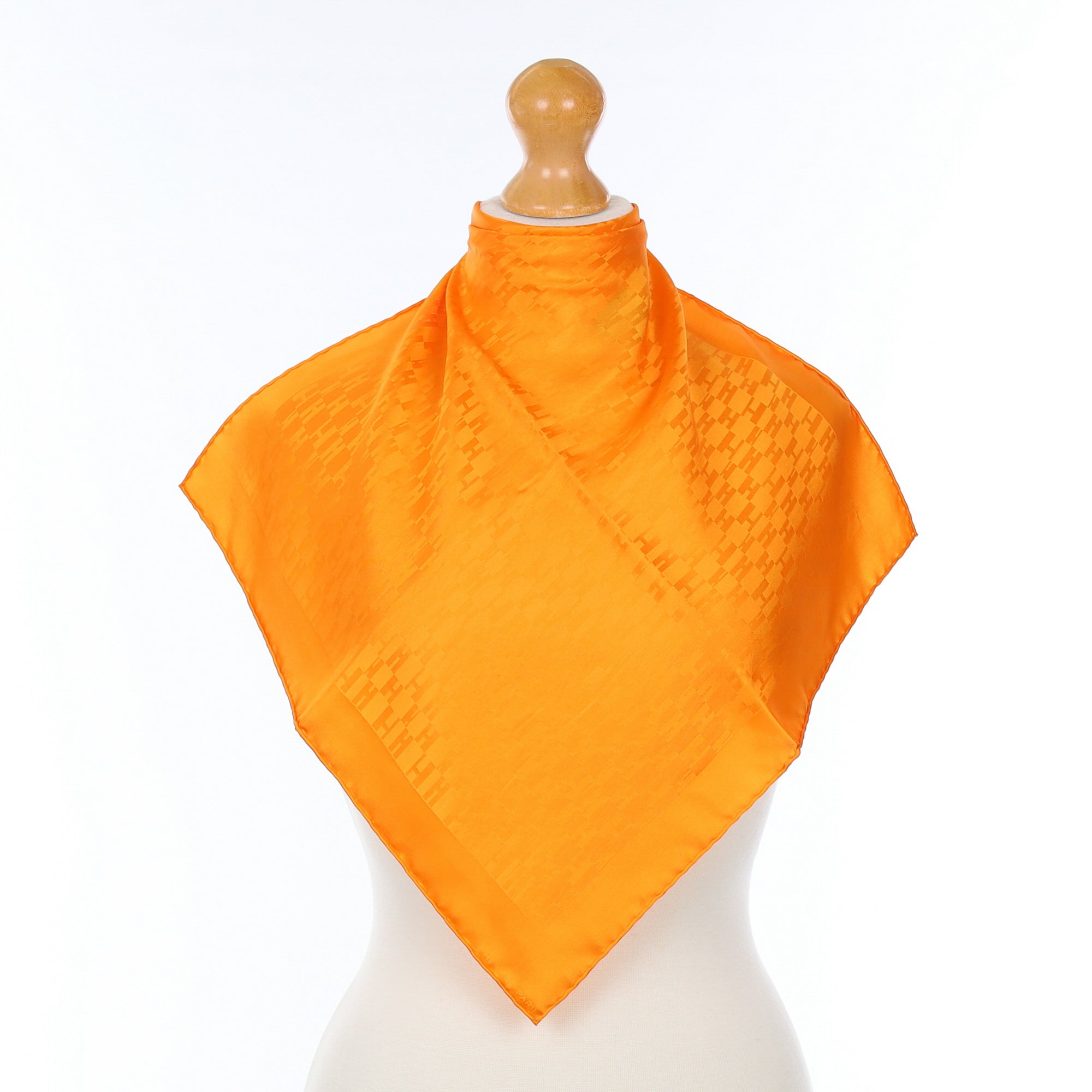 Brand New Boxed Hermès Orange ‘H’ 42 Silk Scarf