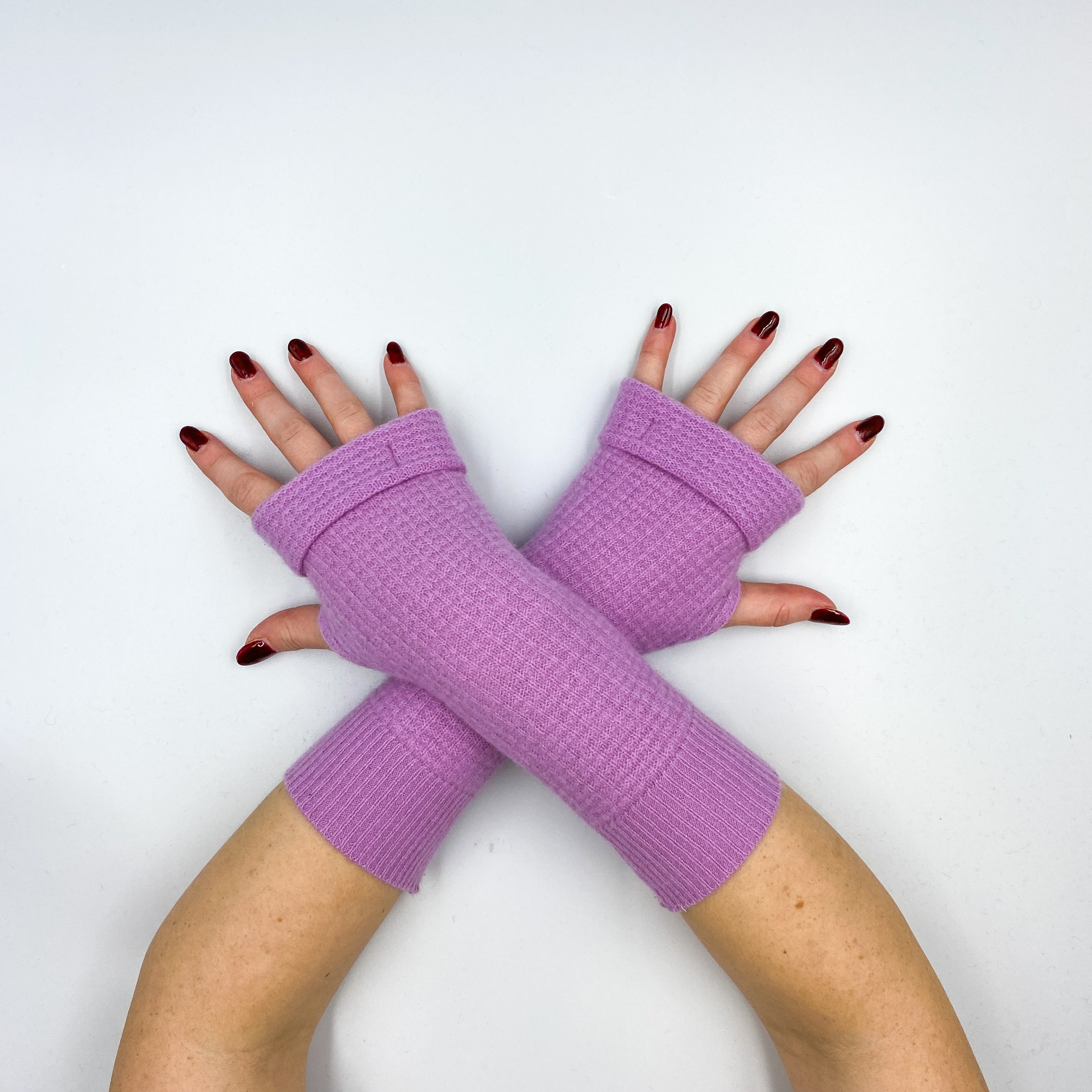 Pale Foxglove Pink Textured Knit Fingerless Gloves