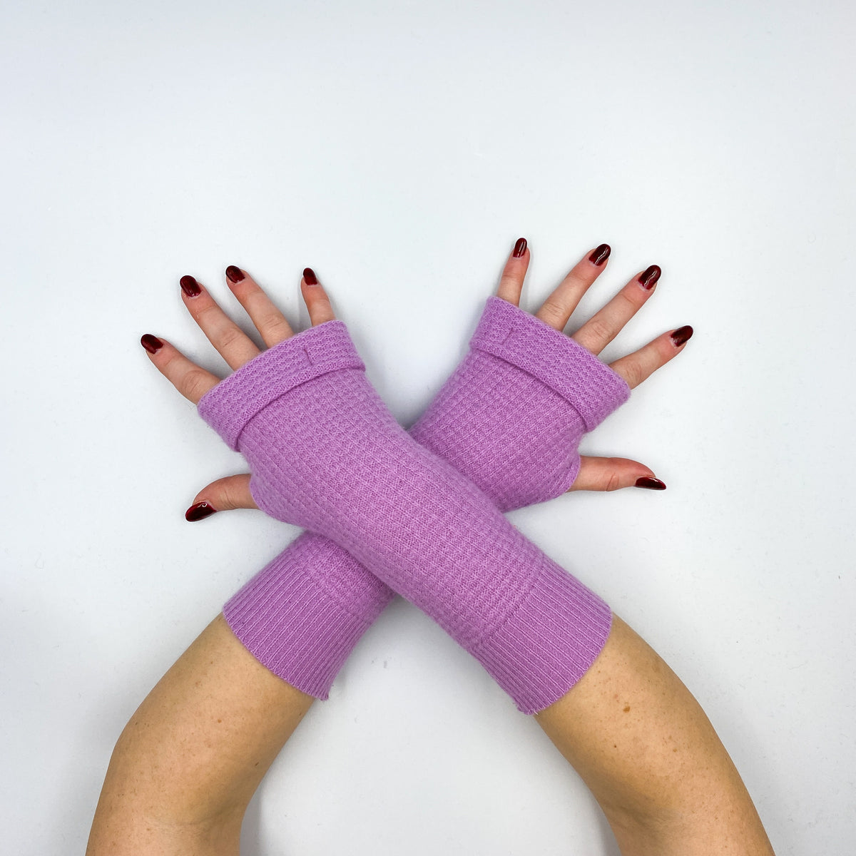 Pale Foxglove Pink Textured Knit Fingerless Gloves