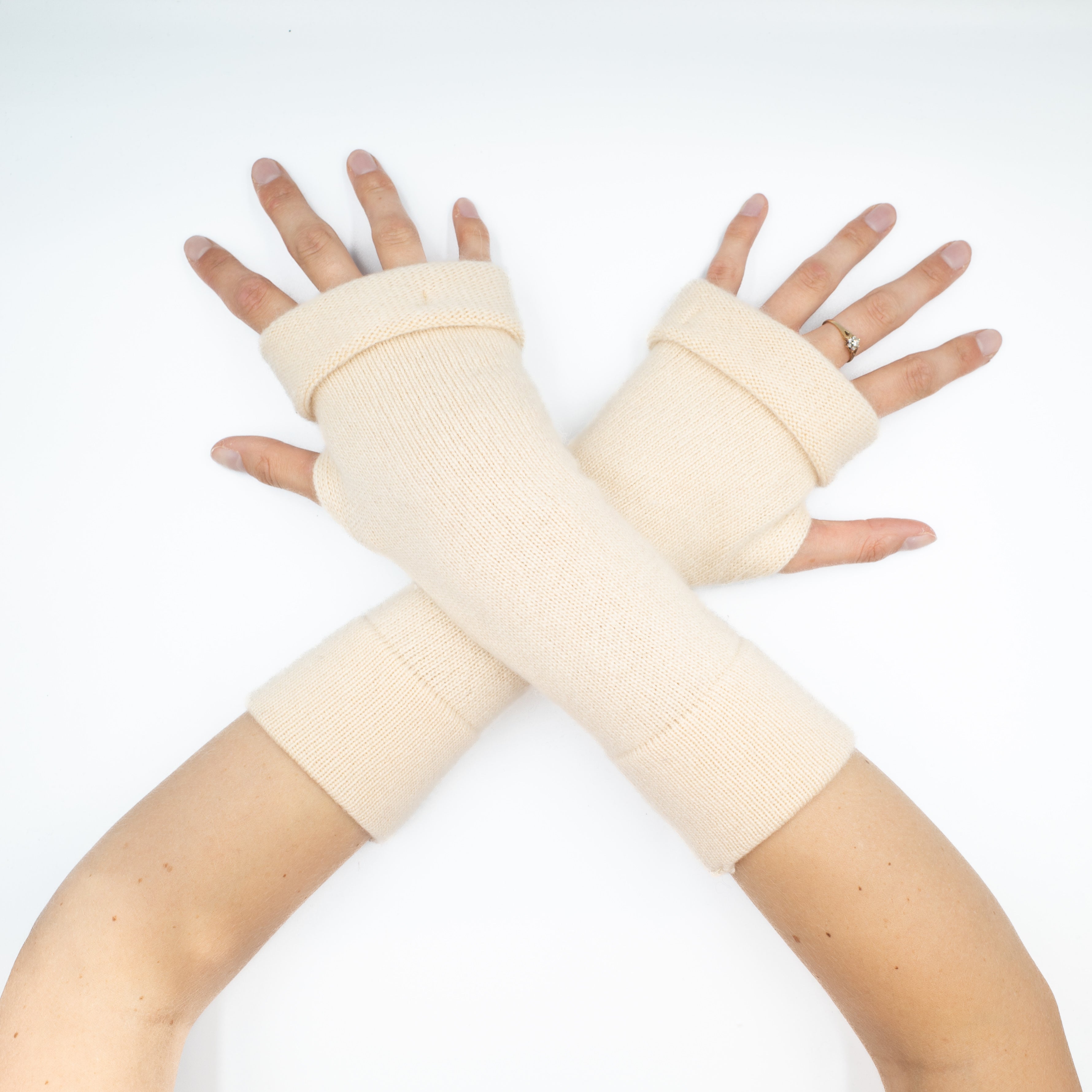 Cream Chunky Fingerless Gloves