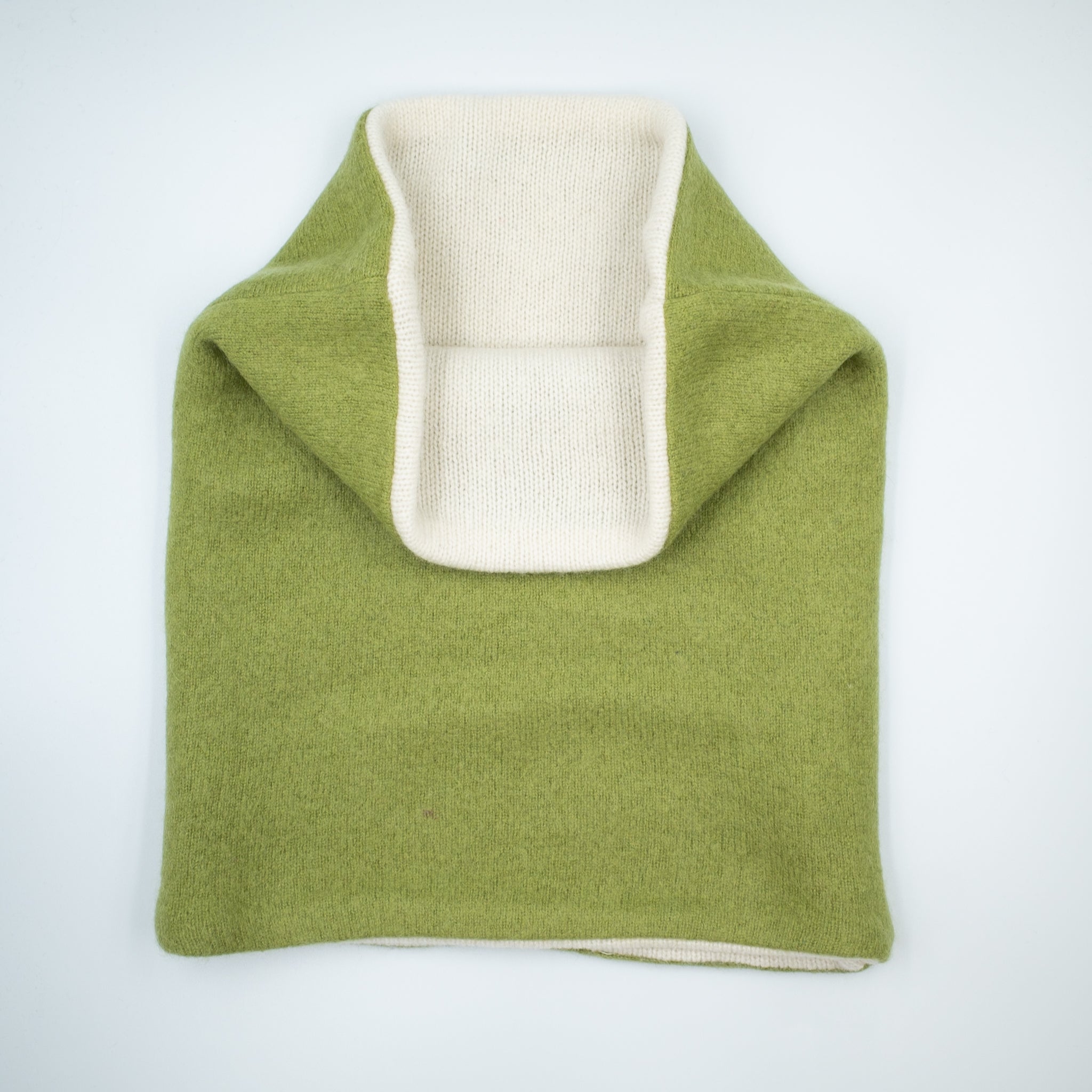 Men’s Pear Green and Ivory Double Layered Snood