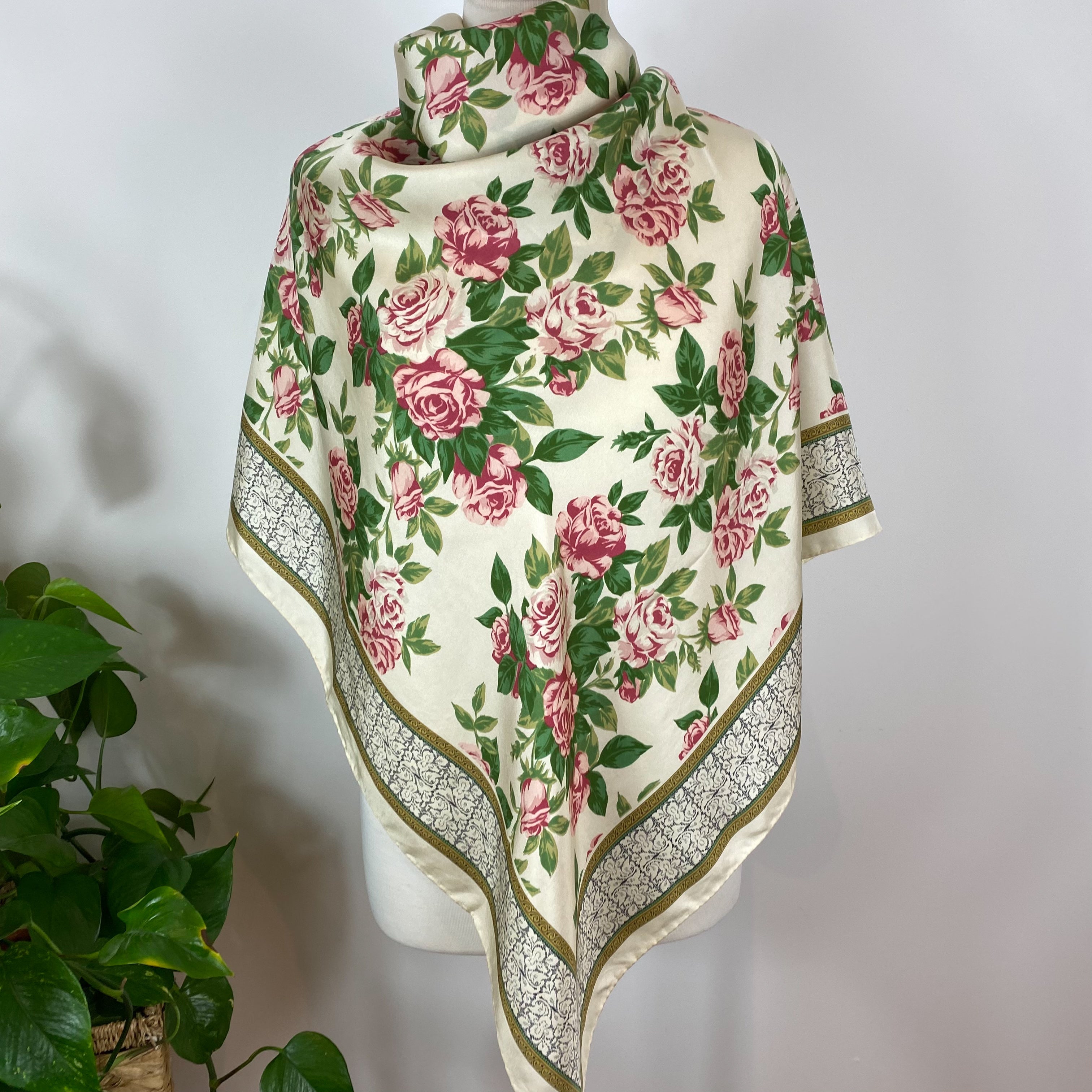 Immaculate Floral Vintage Silk Scarf