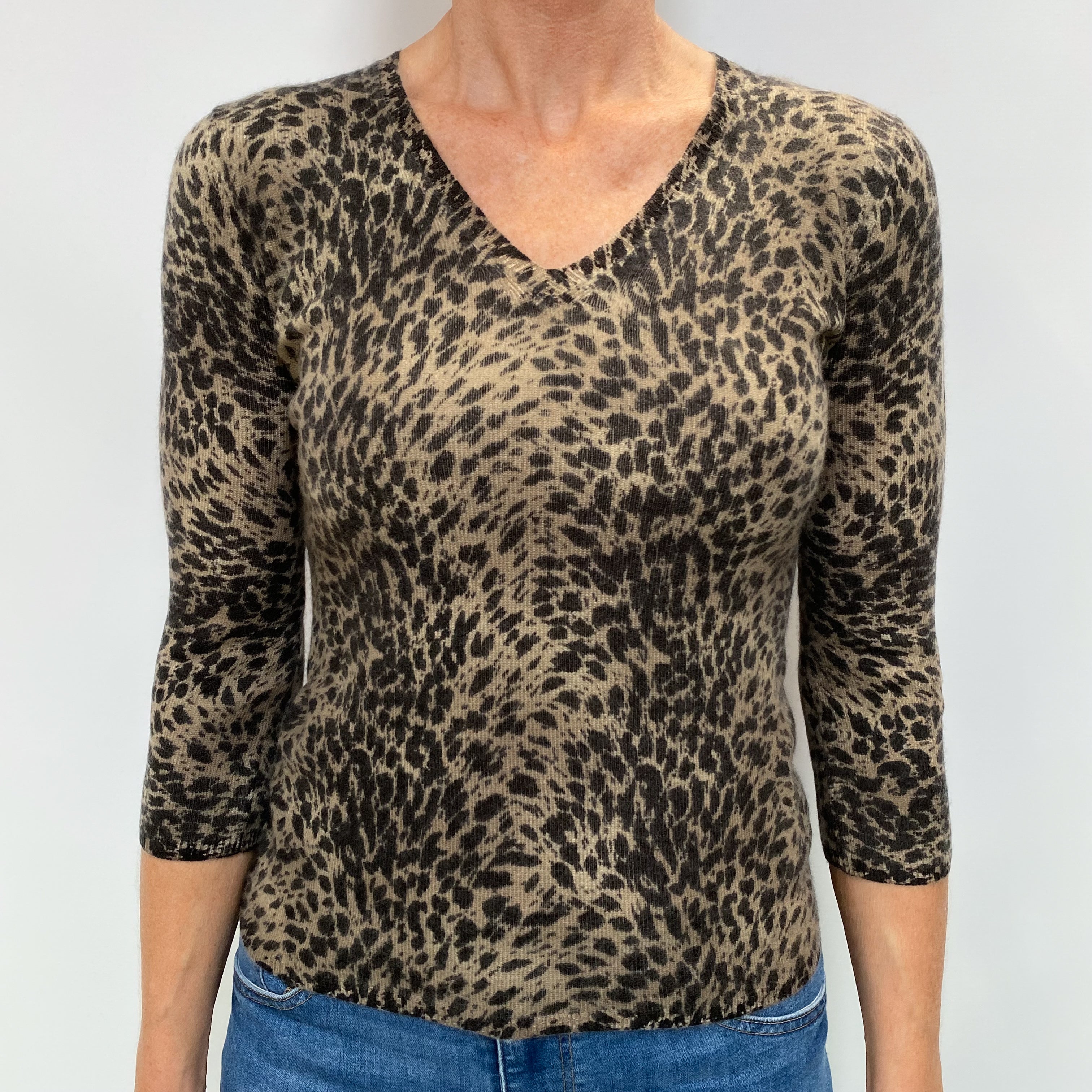Camel Brown Animal Print Cashmere V Neck Jumper Small