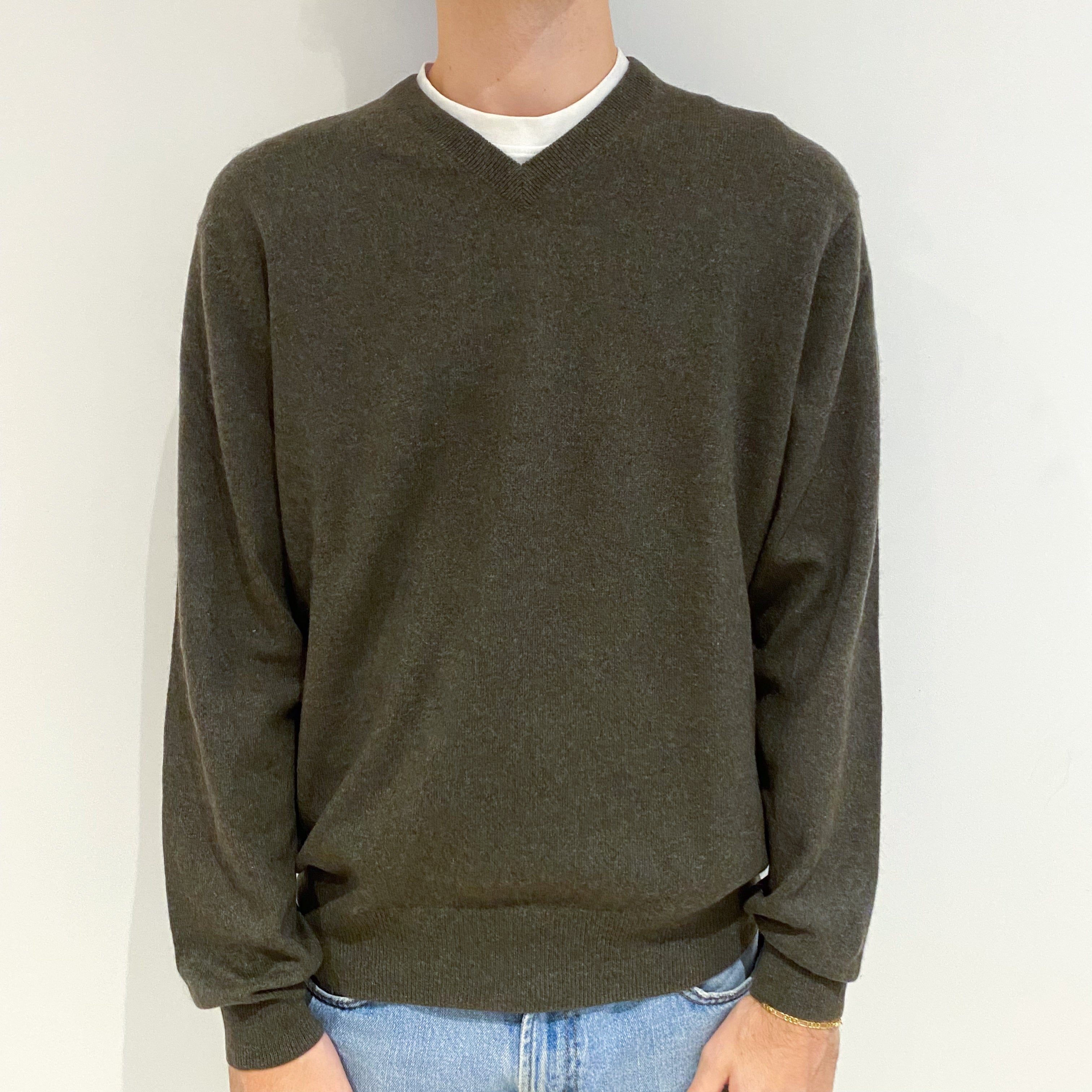 Men's Khaki Green Cashmere V-Neck Jumper Large