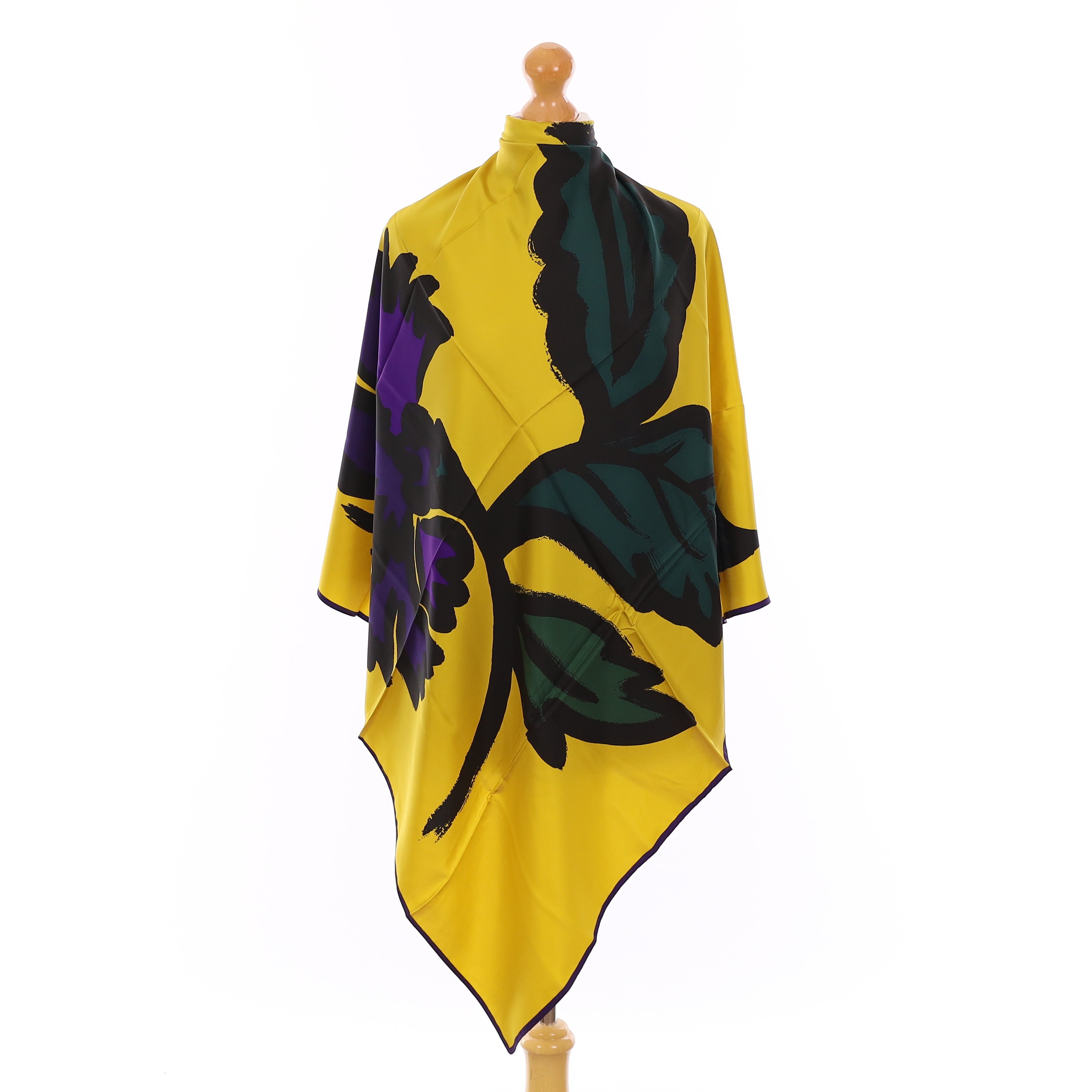 Brand New Burberry Bold Yellow Flower Silk Scarf