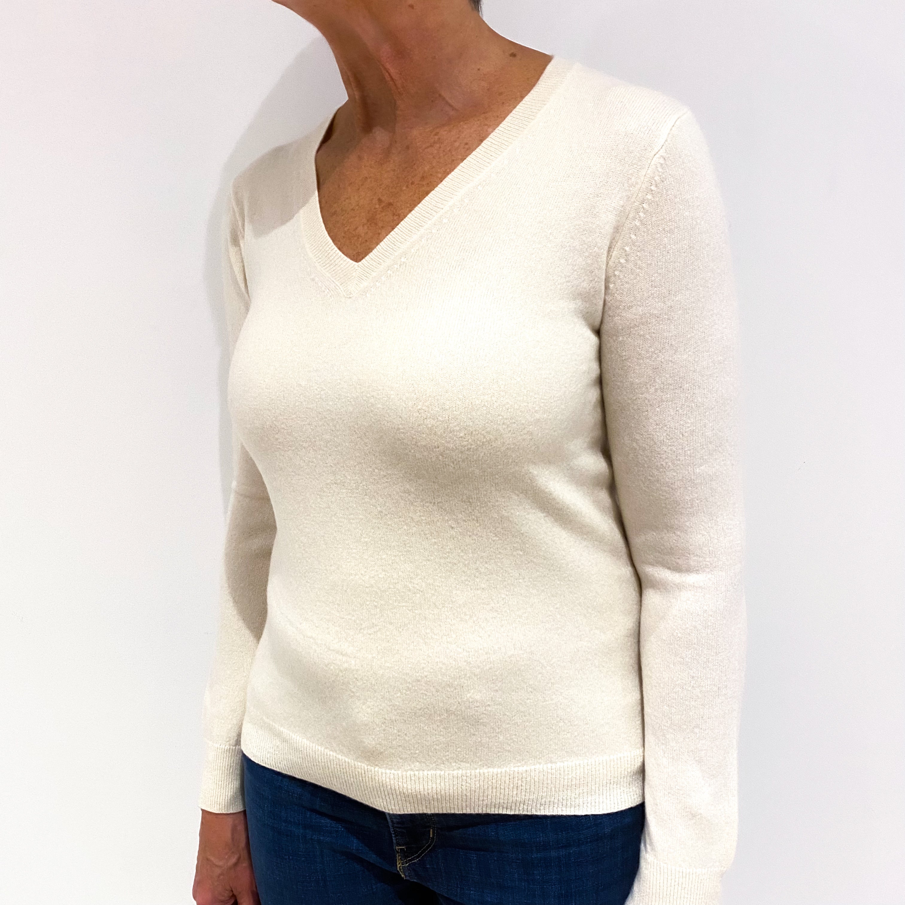 Cream Cashmere V-Neck Jumper Medium
