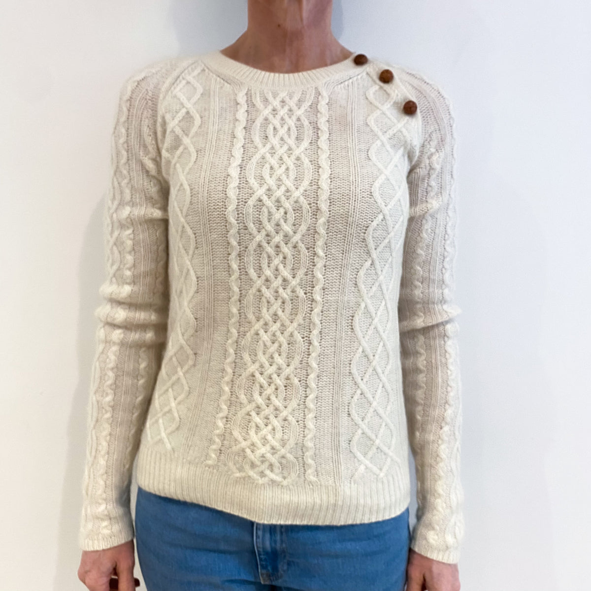 Theory Vanilla Cream Cashmere Crew Neck Jumper Small