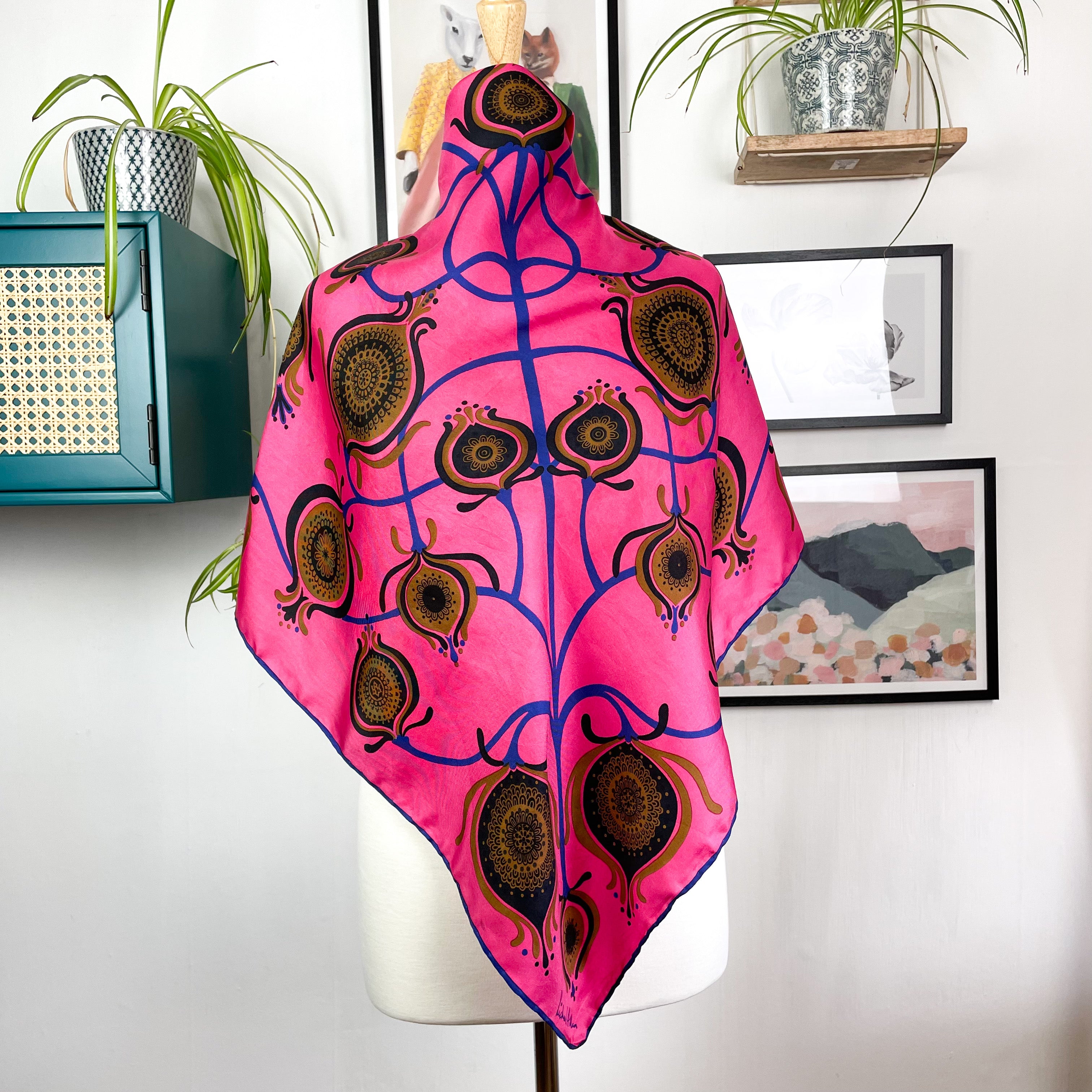 1970s Richard Allan Abstract Vintage Silk Scarf