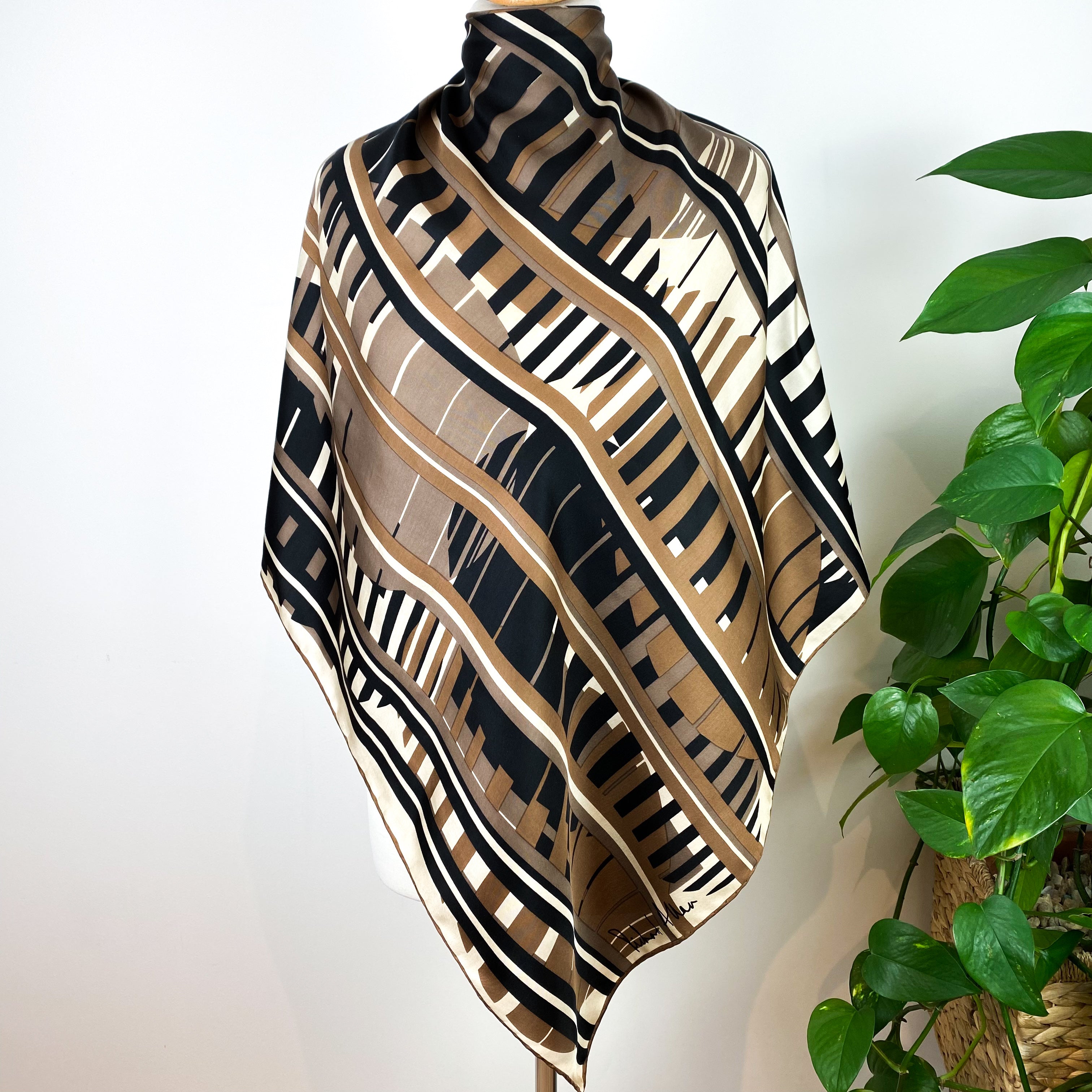 1970s Richard Allan Abstract Vintage Silk Scarf