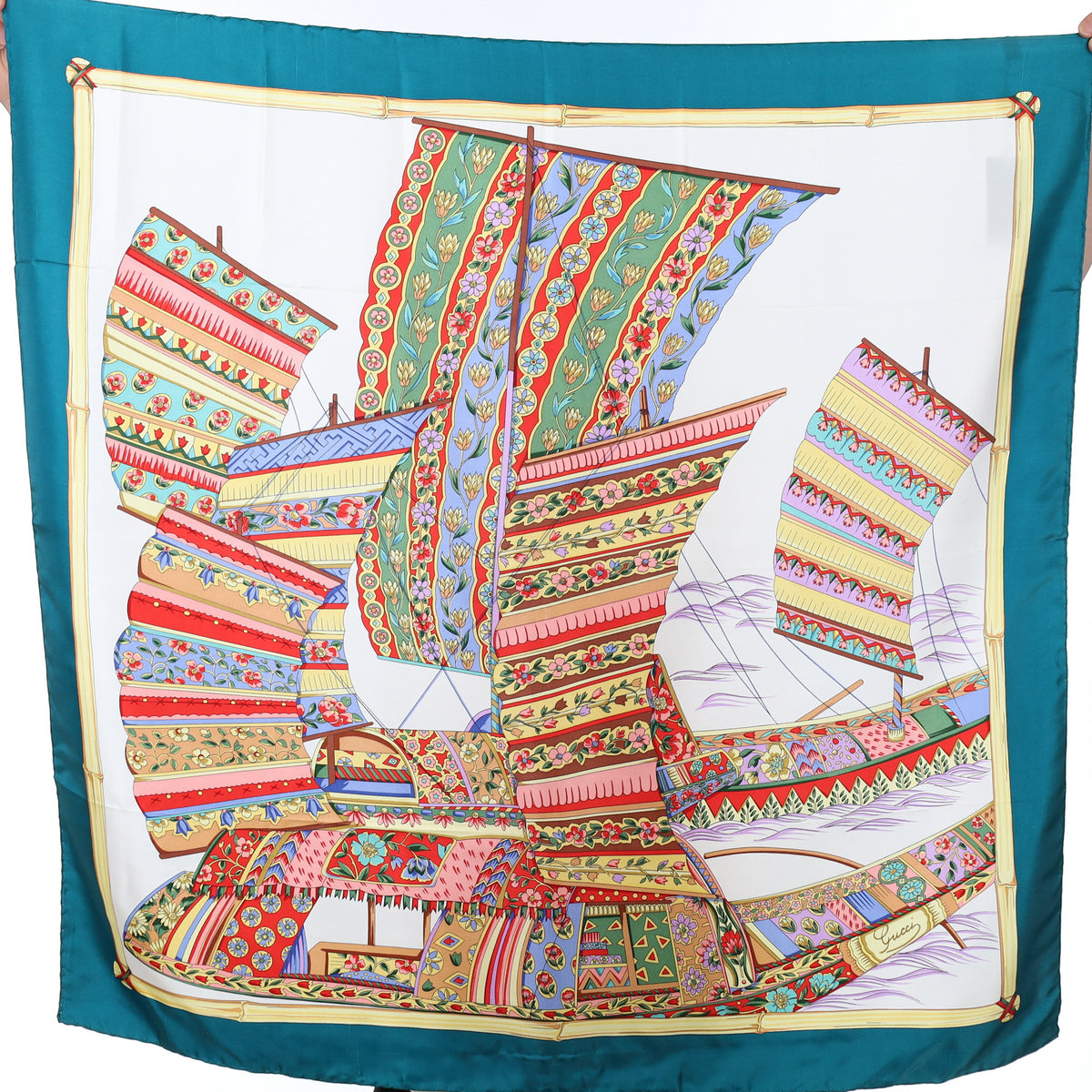 Brand New Gucci Sails Design Vintage Silk Scarf