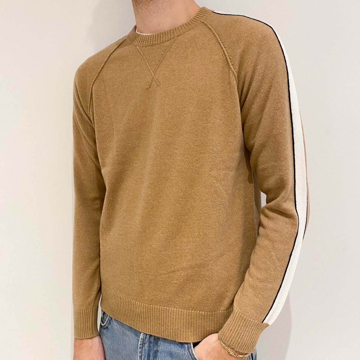 Men’s Brand New Scottish Camel Brown Stripe Crew Neck Jumper Medium