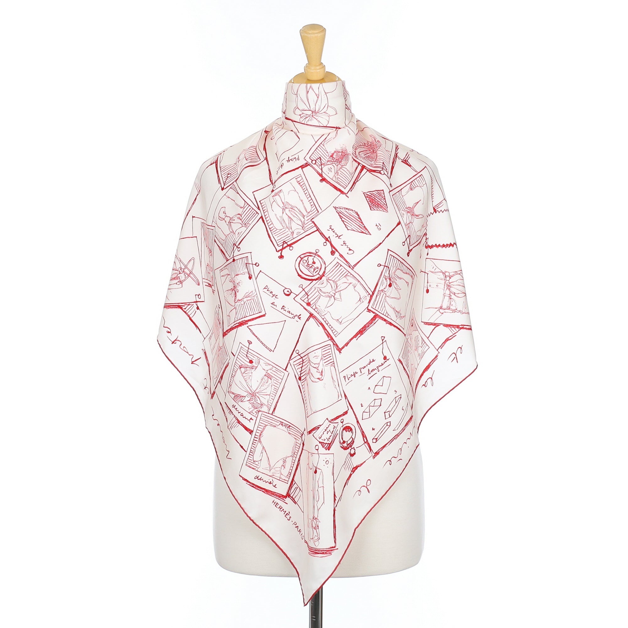 Hermès 70 Instructions su L’art de Nouser et Porter Votre Carre Silk Scarf