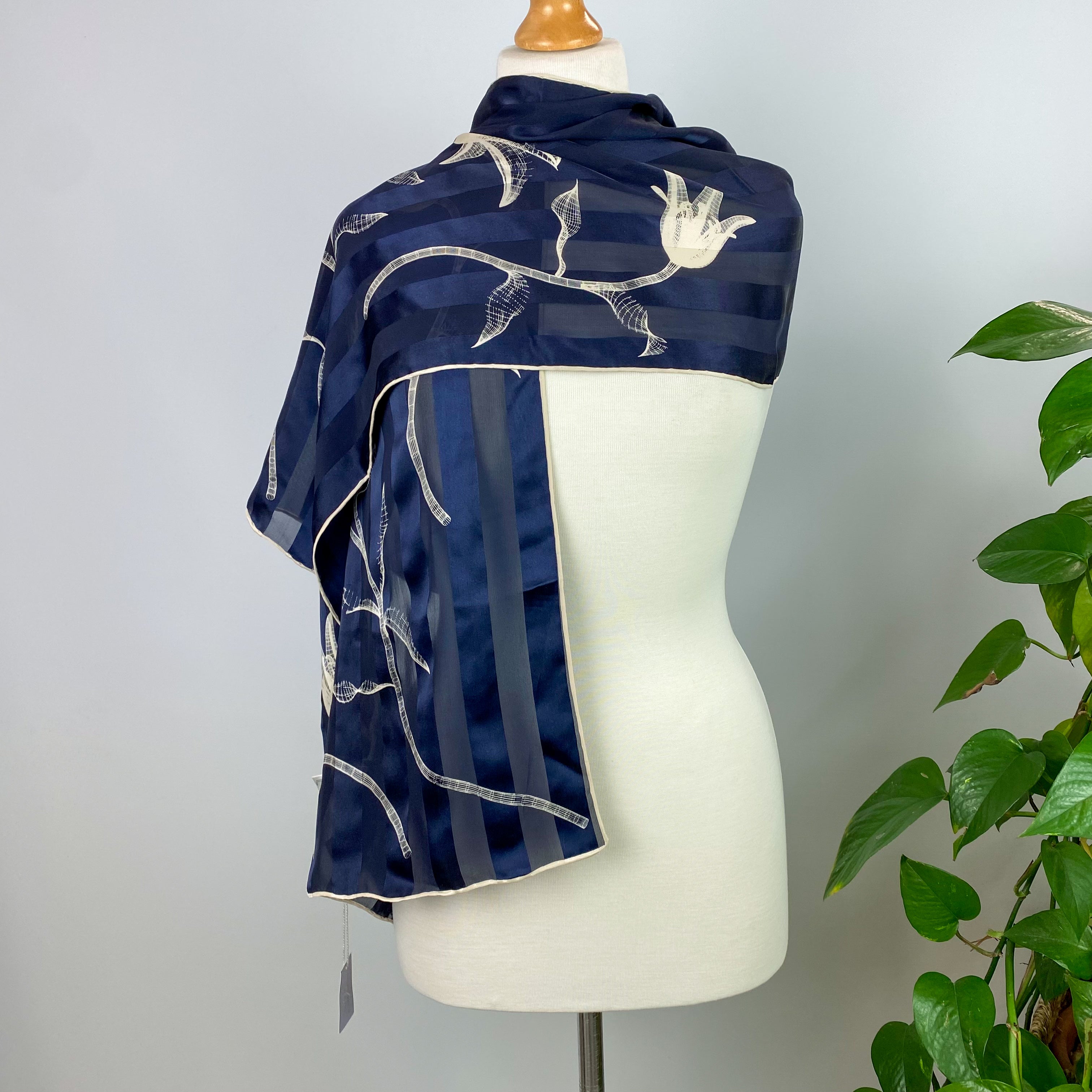 Brand New English Eccentrics Navy and Cream Silk Scarf