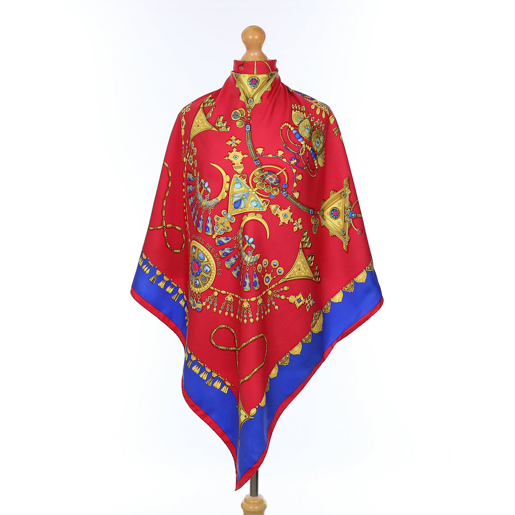 Hermès Parures des Sables Silk Scarf