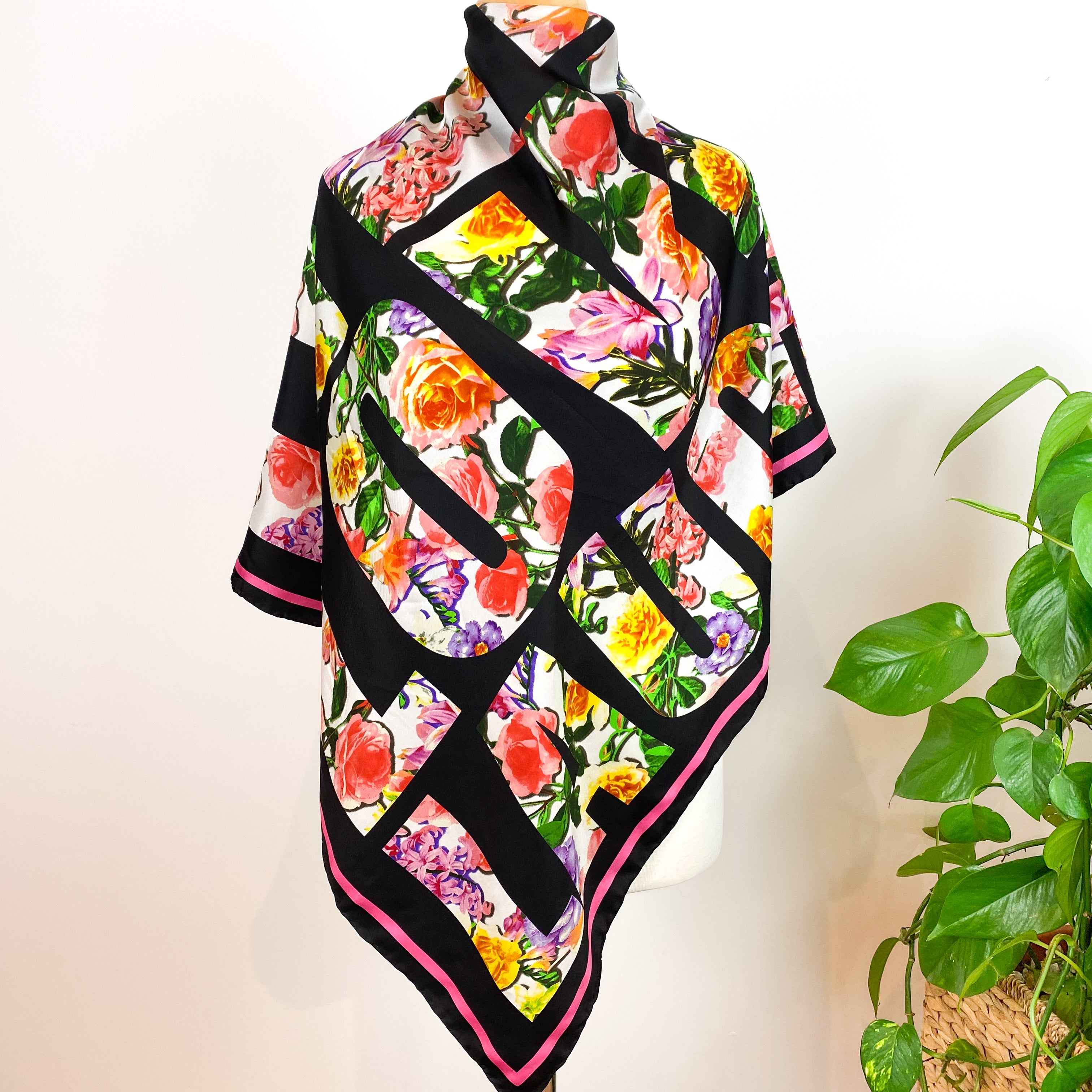 Colourful Floral Codello Immaculate Silk Scarf