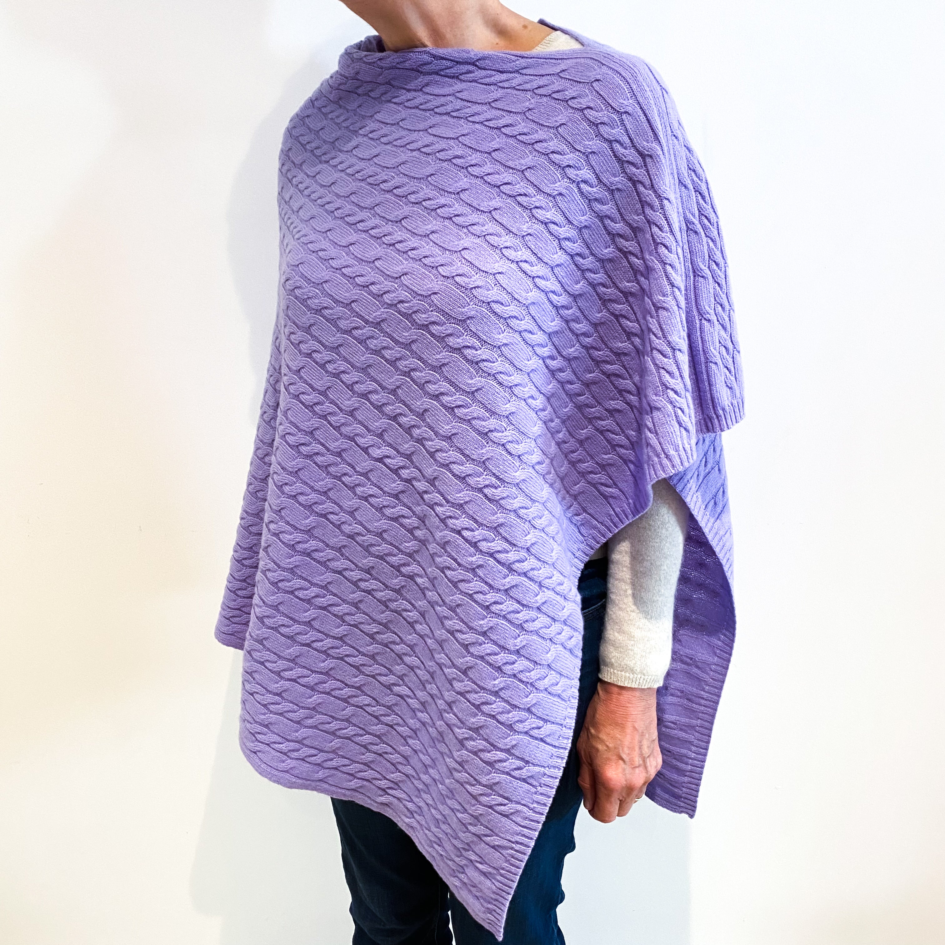 Brand New Scottish Lavender Purple Cashmere Cable Poncho One Size