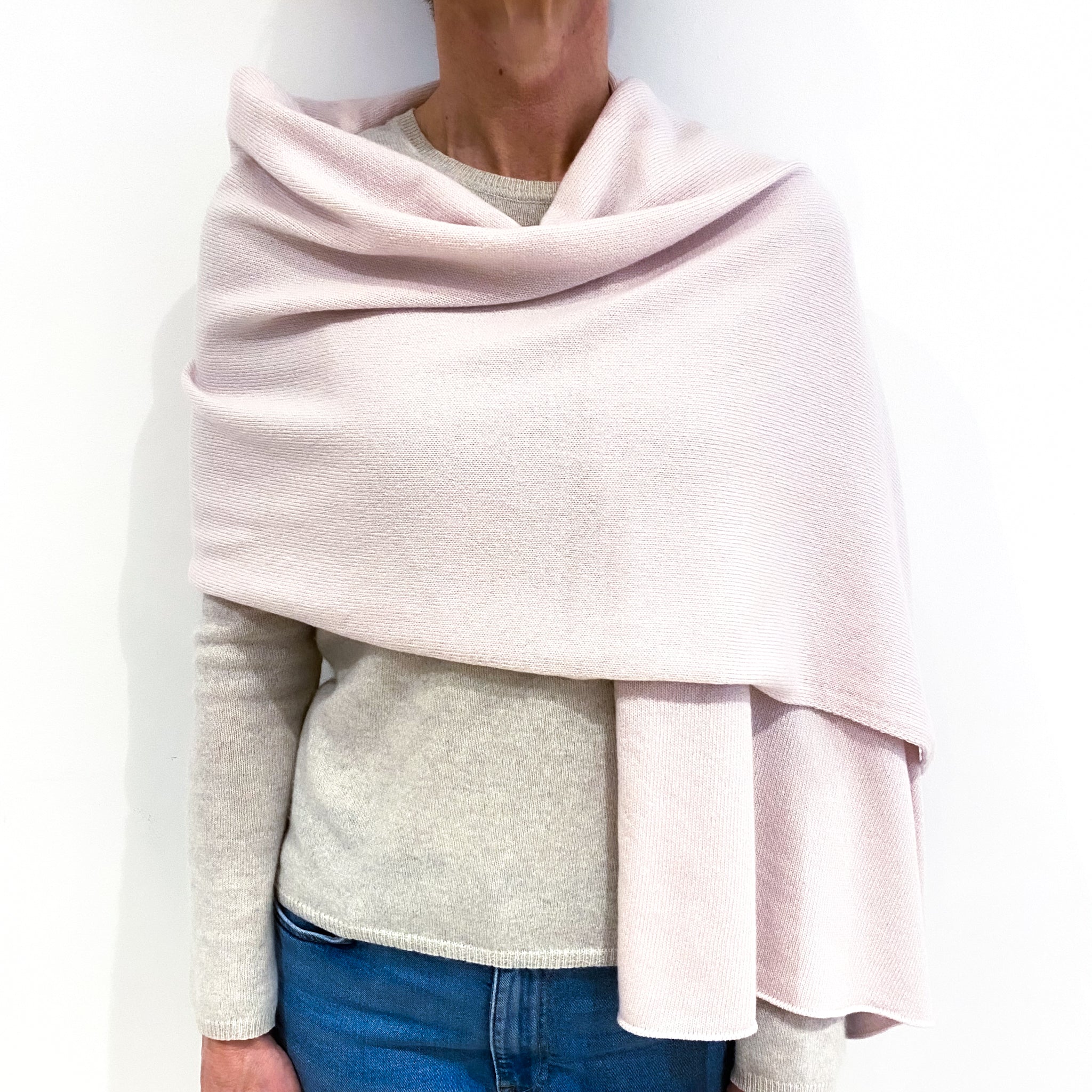 Brand New Scottish Shell Pink Wrap