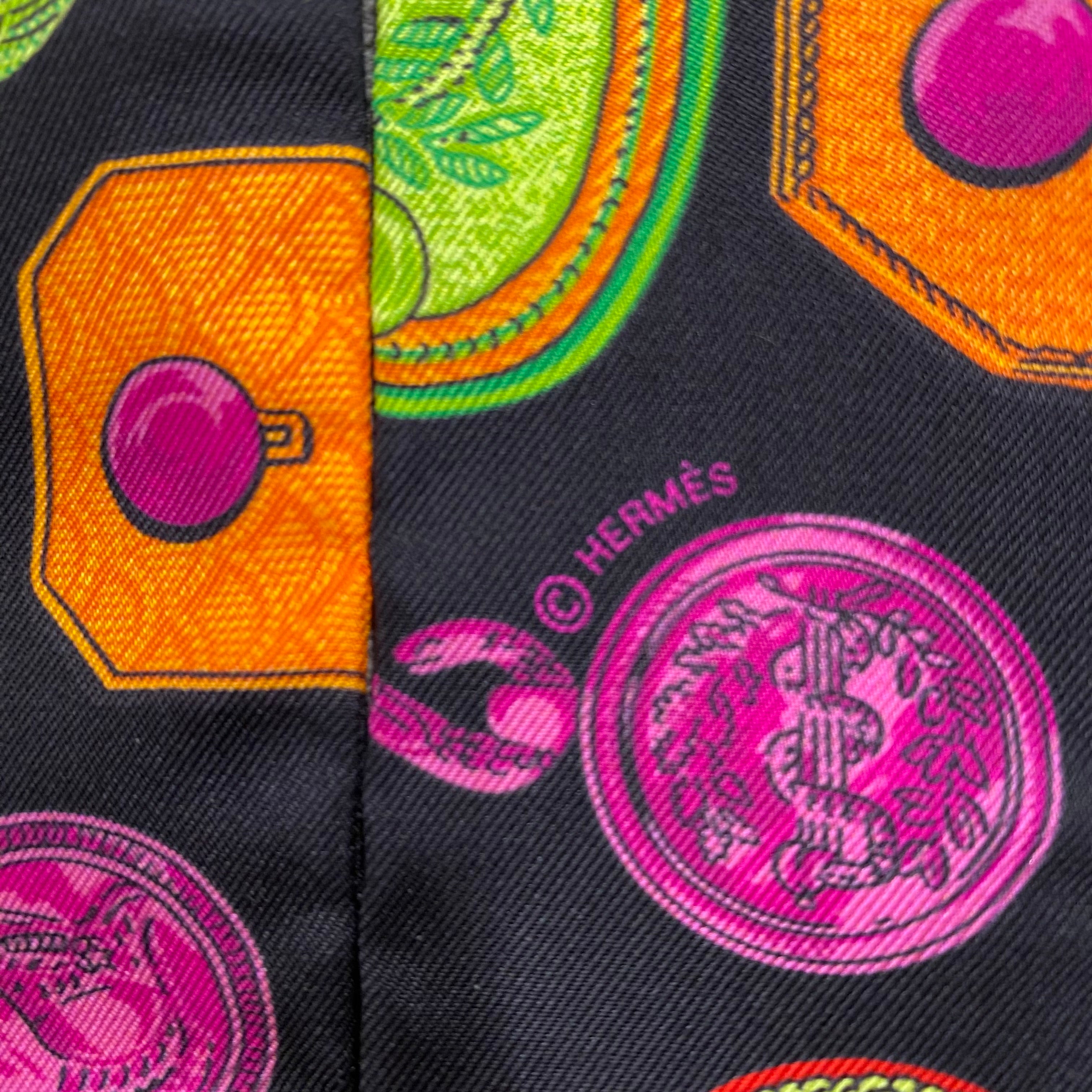 Pristine Boxed Hermès Epaulettes Twill Silk Scarf