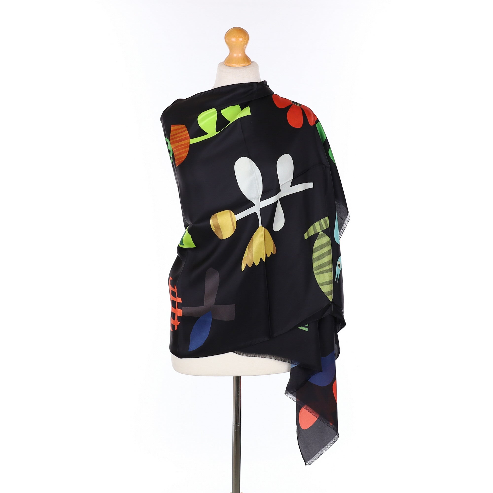 Brand New Italian Bold Floral Design Silk Wrap