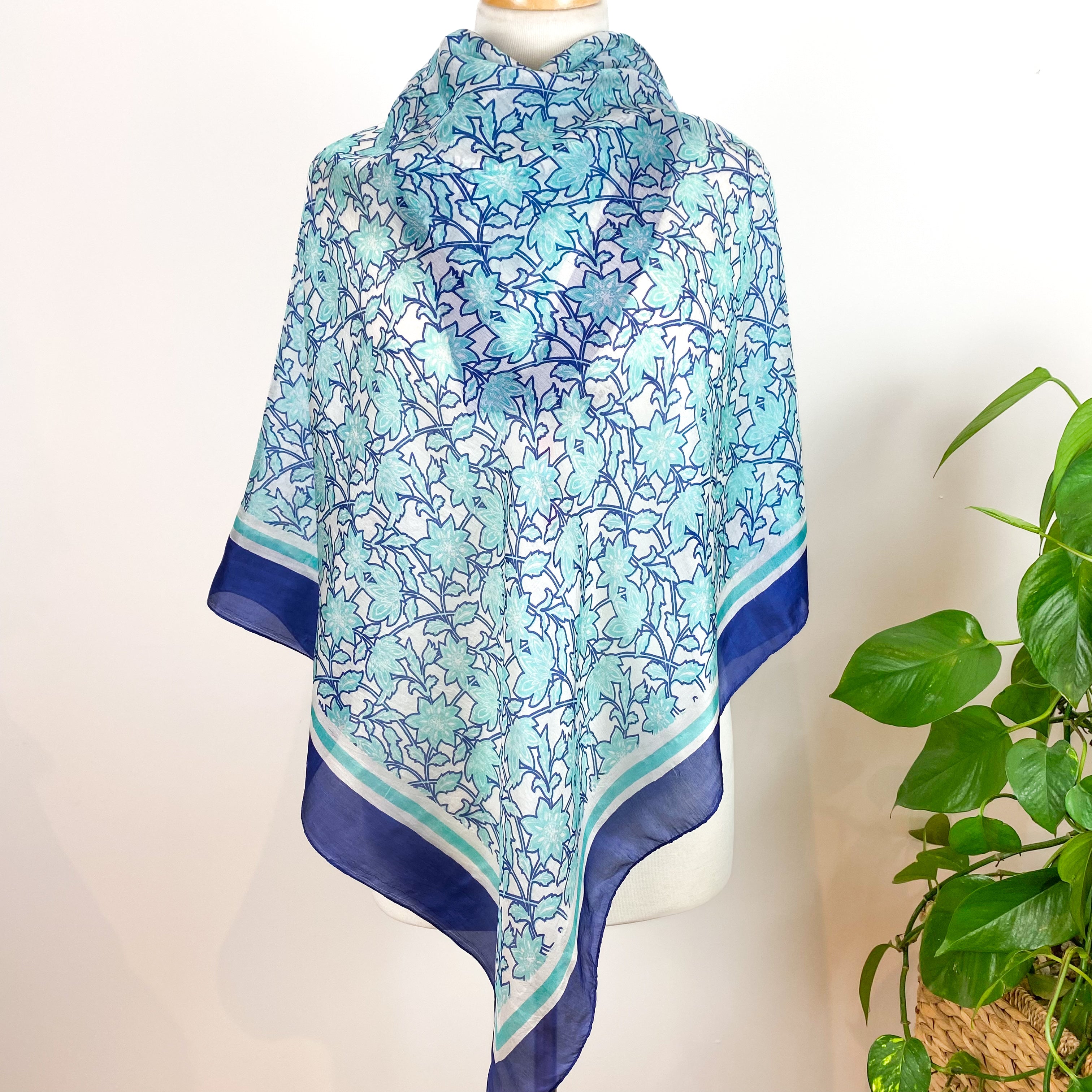 Brand New Crew Clothing Floral Silk Scarf