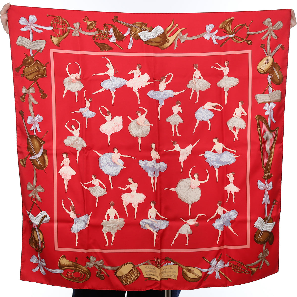 Pristine Boxed Hermès La Danse Silk Scarf