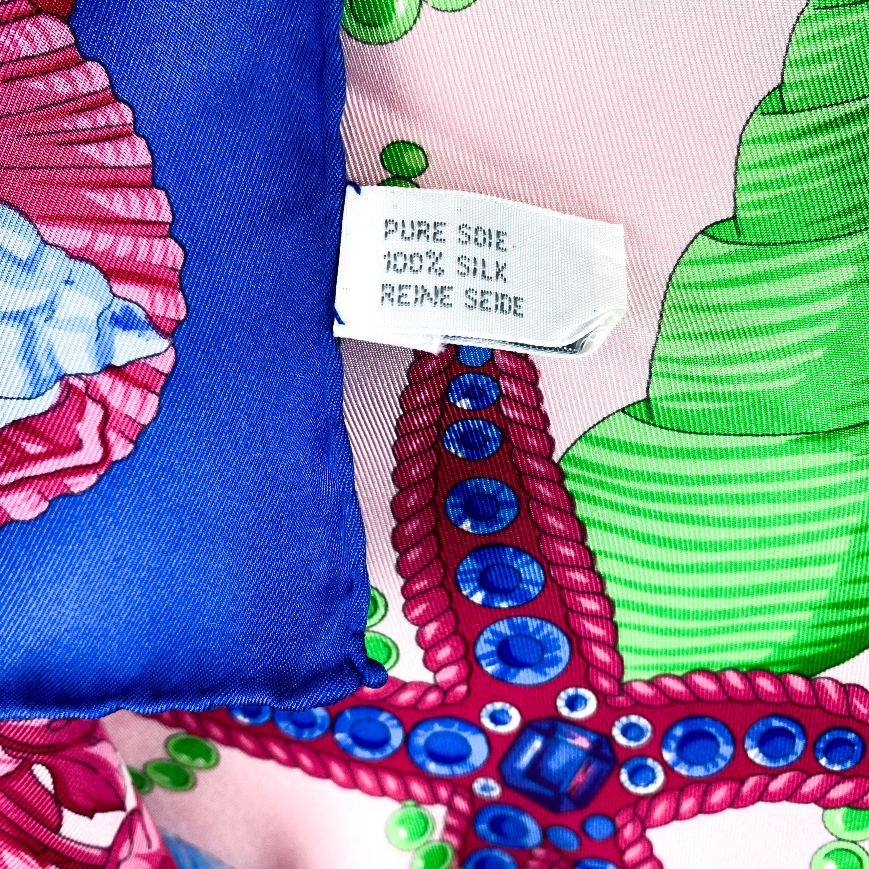Immaculate Oliver Grant Designer Silk Scarf