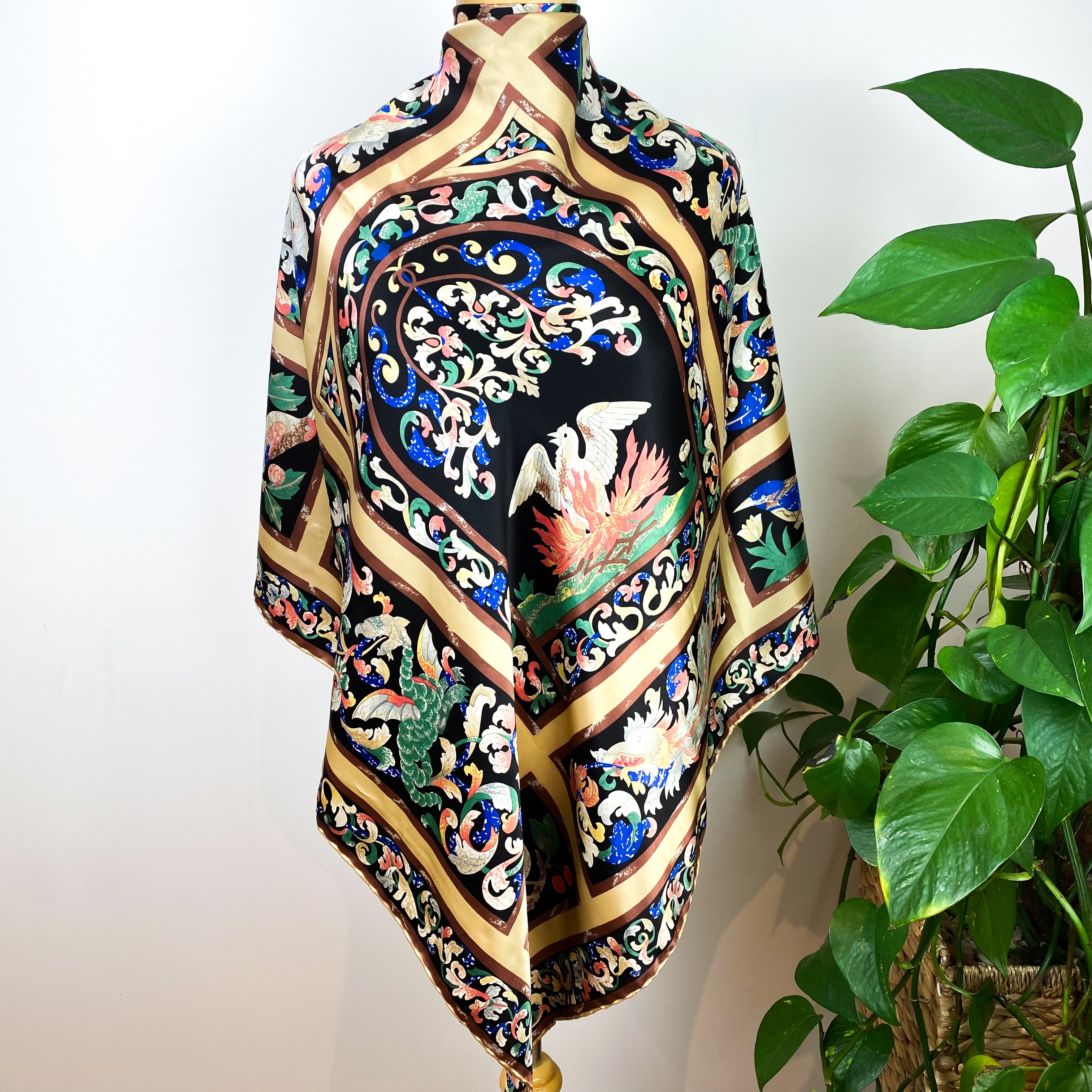 Luxurious Buckingham Palace Silk Scarf