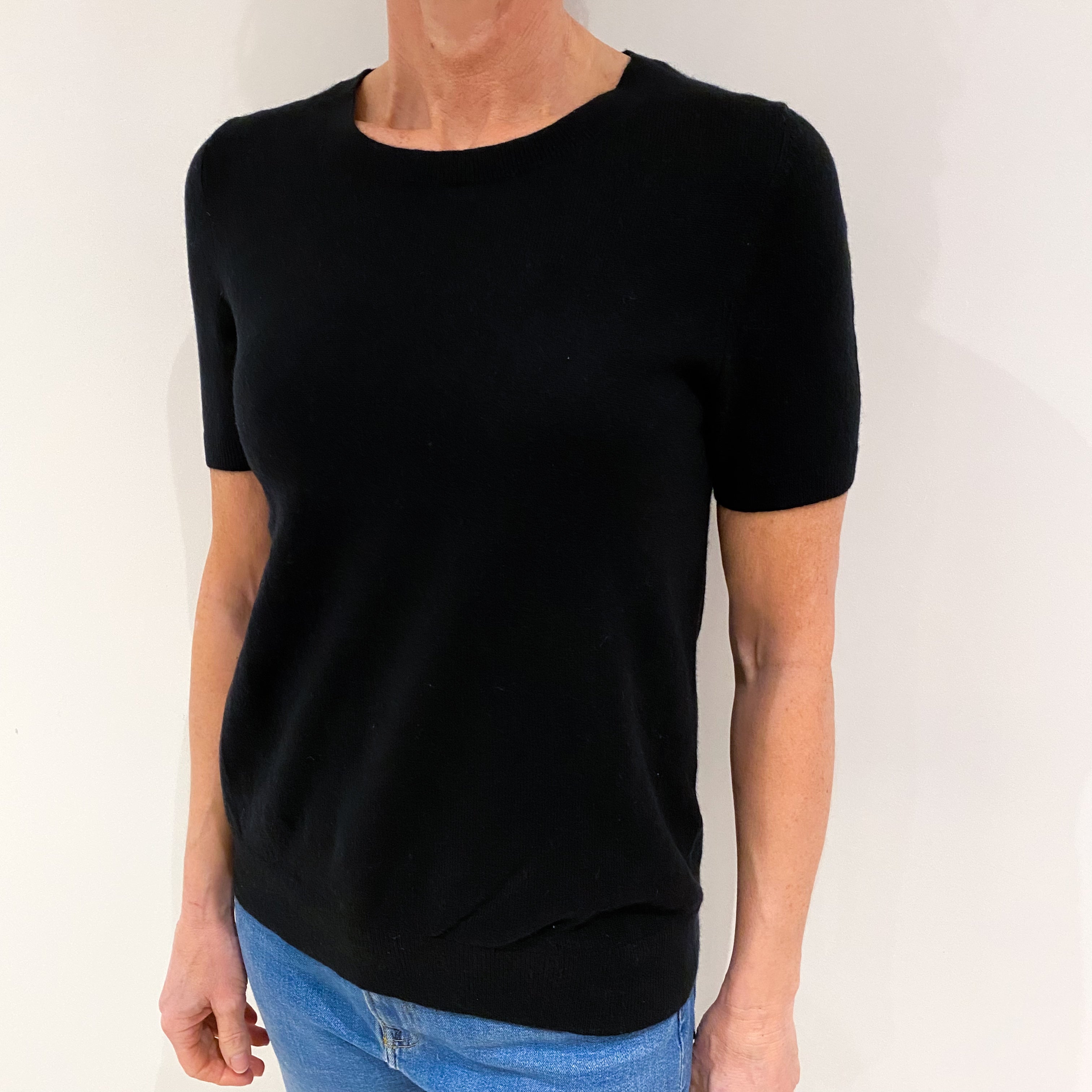 Black Cashmere Short Sleeved Crew Neck Jumper Small