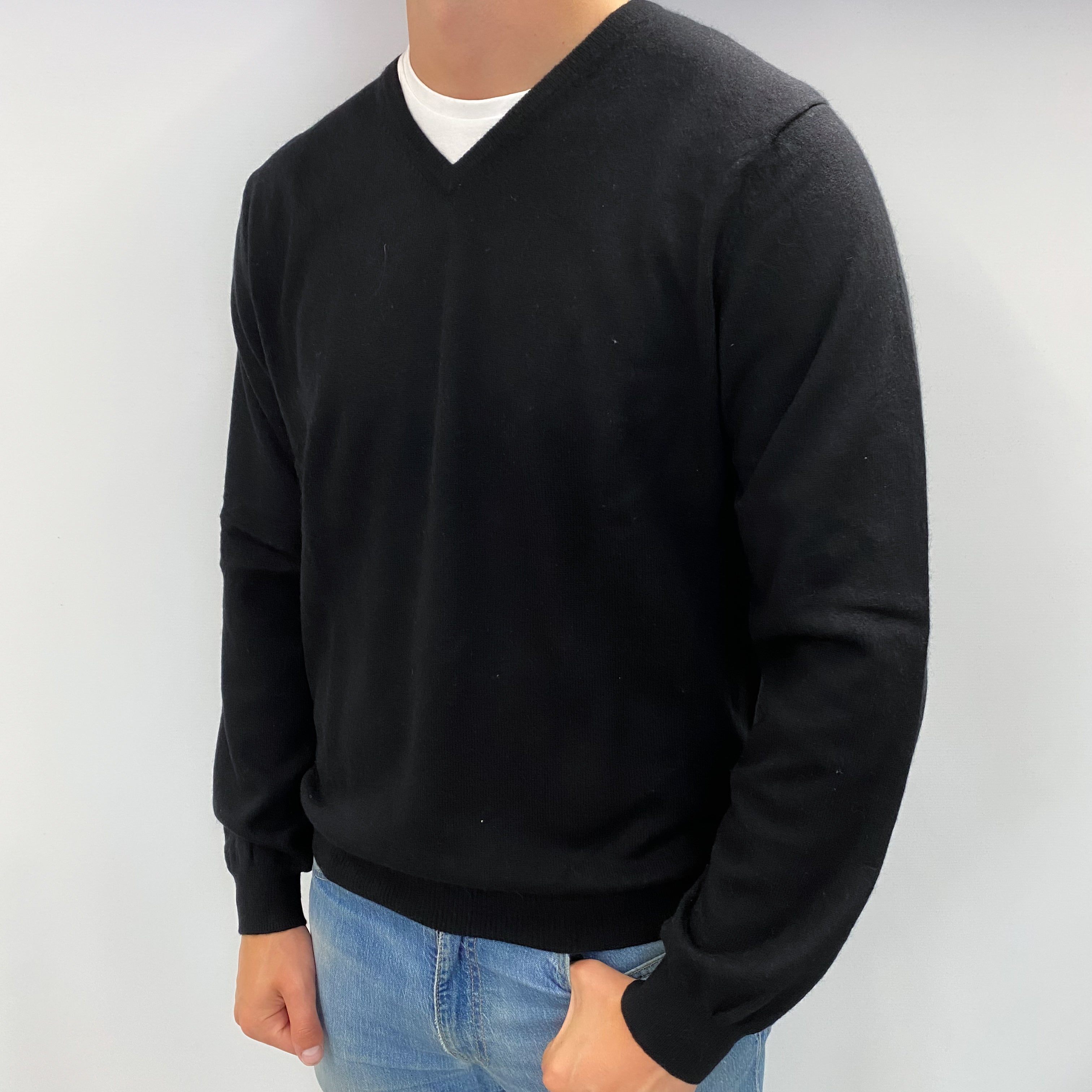 Men's Navy Blue Cashmere V Neck Jumper XL