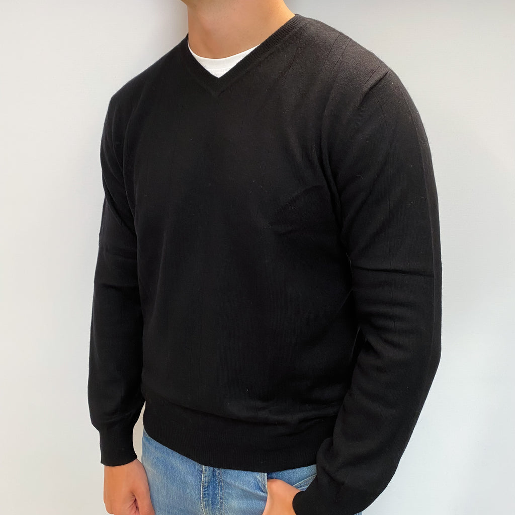 Men's Black Cashmere V Neck Jumper XL