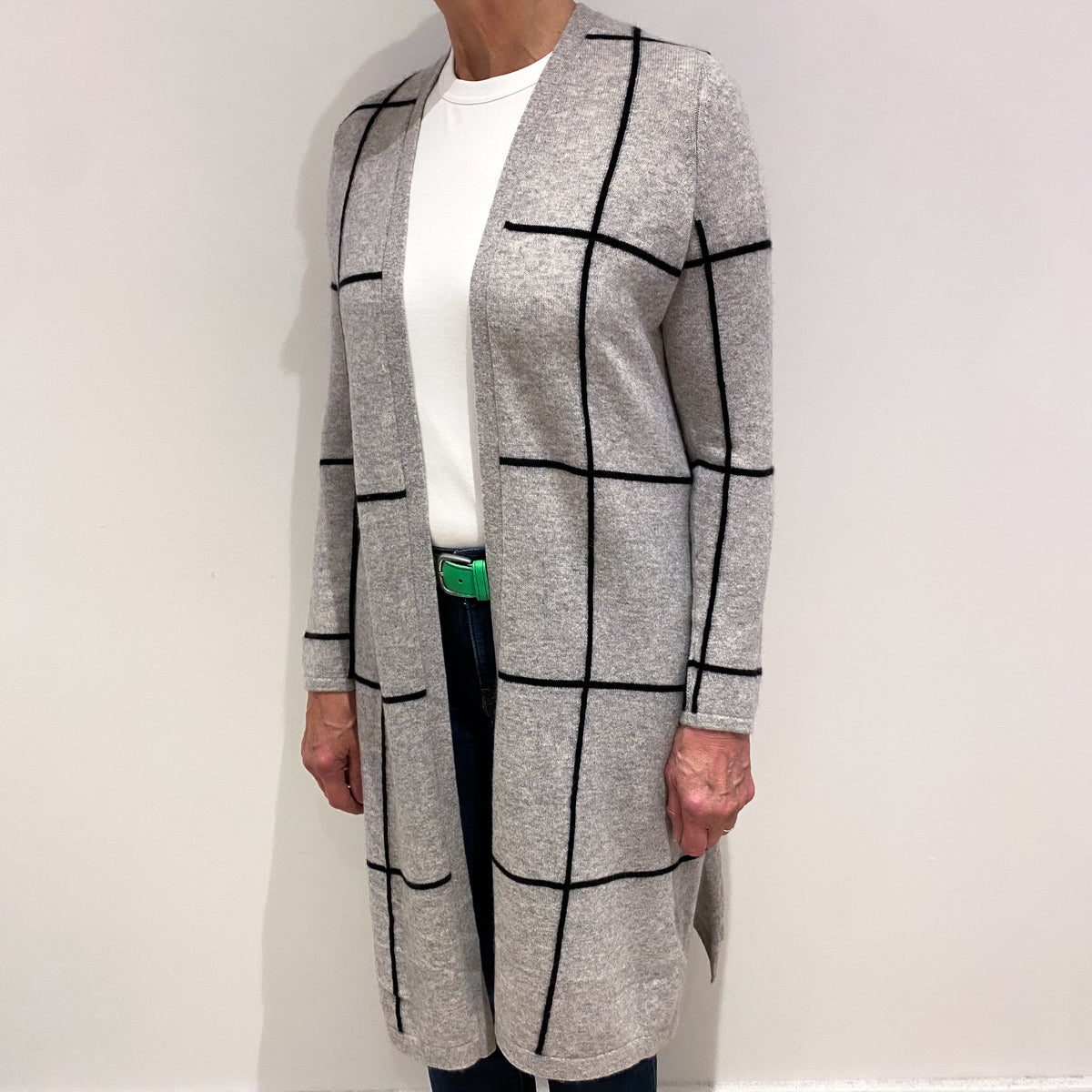 Smoke Grey and Black Cashmere Edge to Edge Checked Cardigan Medium