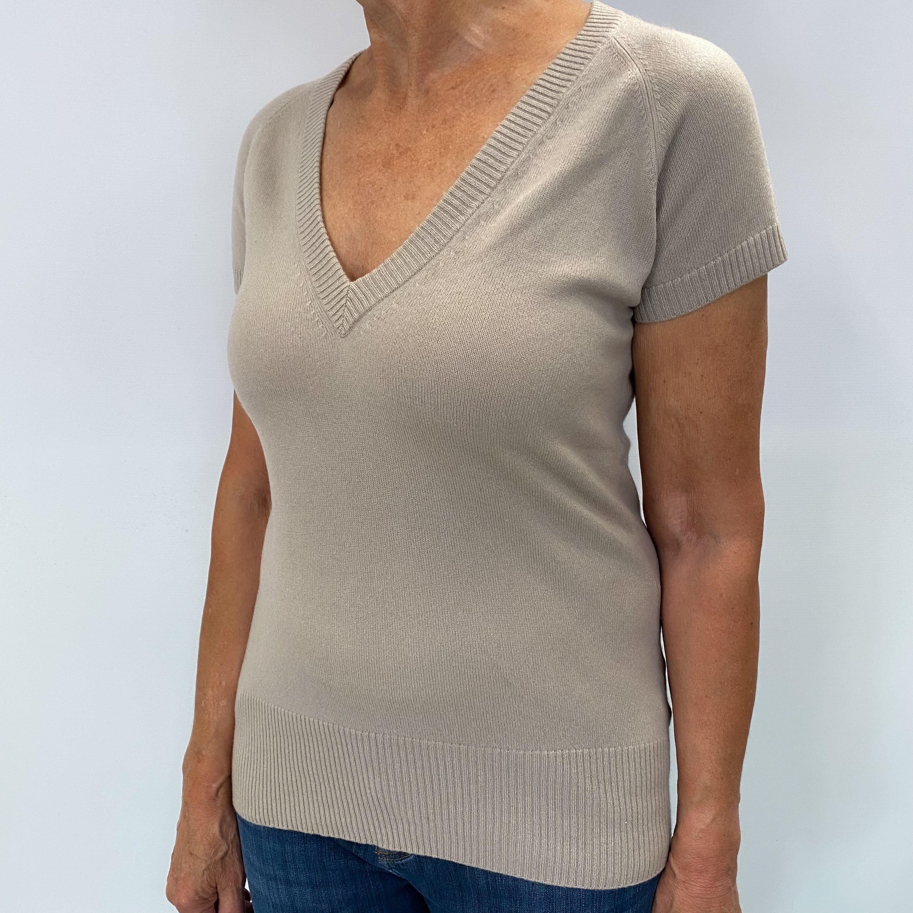 Fawn Beige Cashmere V Neck Short Sleeved Jumper Medium