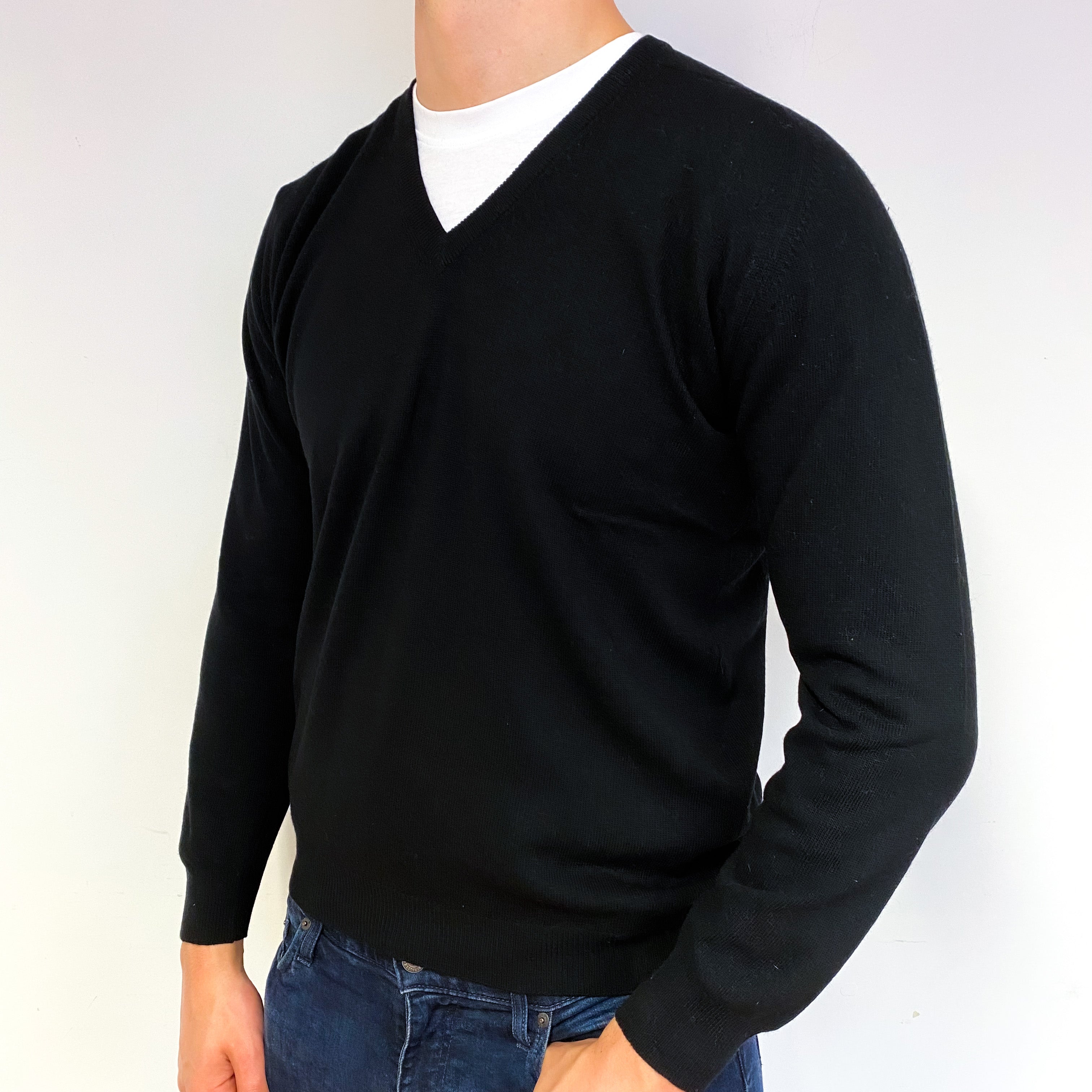 Men's Vintage Pringle Black Cashmere V-Neck Jumper Extra Large