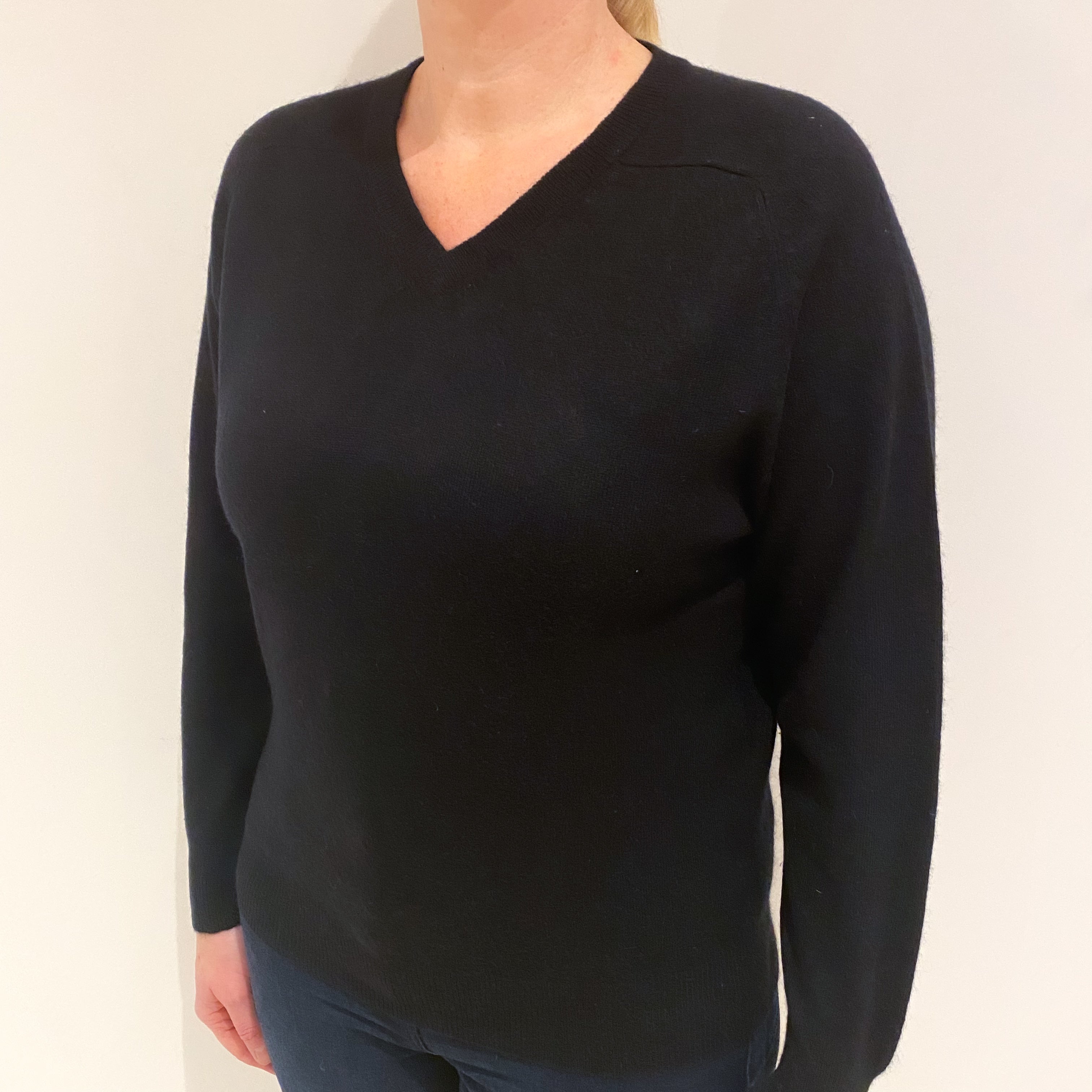 Black Cashmere V Neck Jumper Large