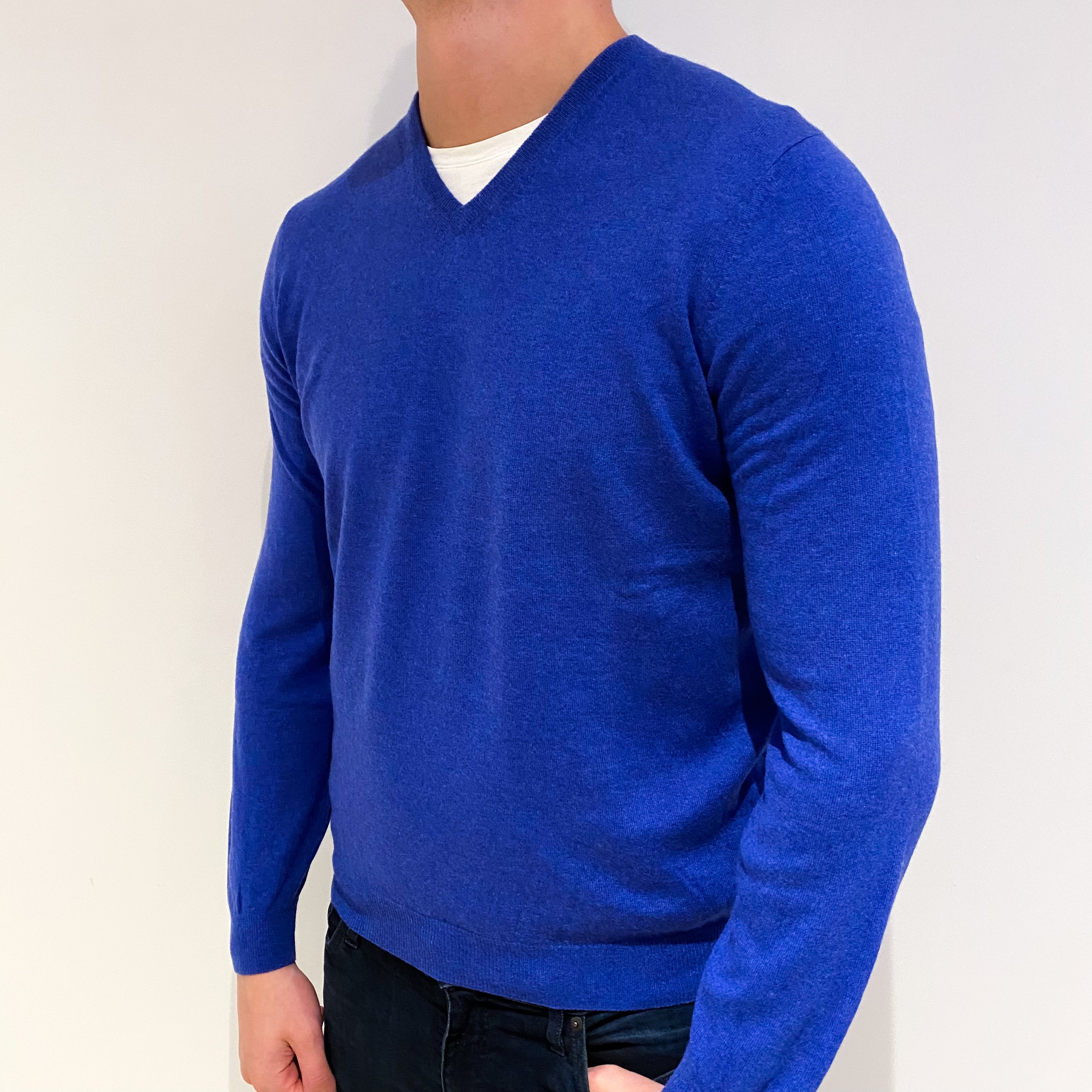 Men's Indigo Blue Cashmere V Neck Jumper XL