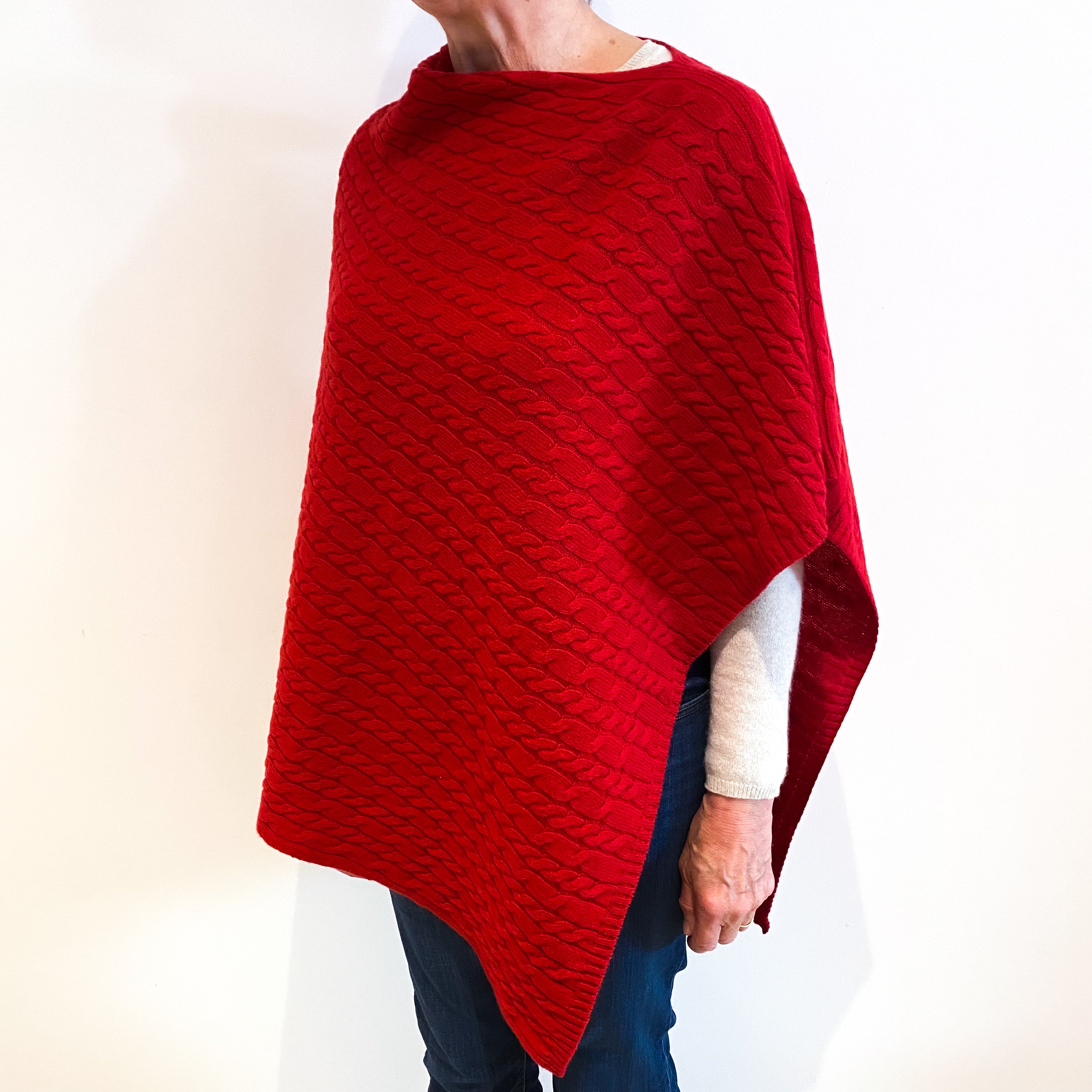 Brand New Scottish Post Box Red Cashmere Cable Poncho One Size
